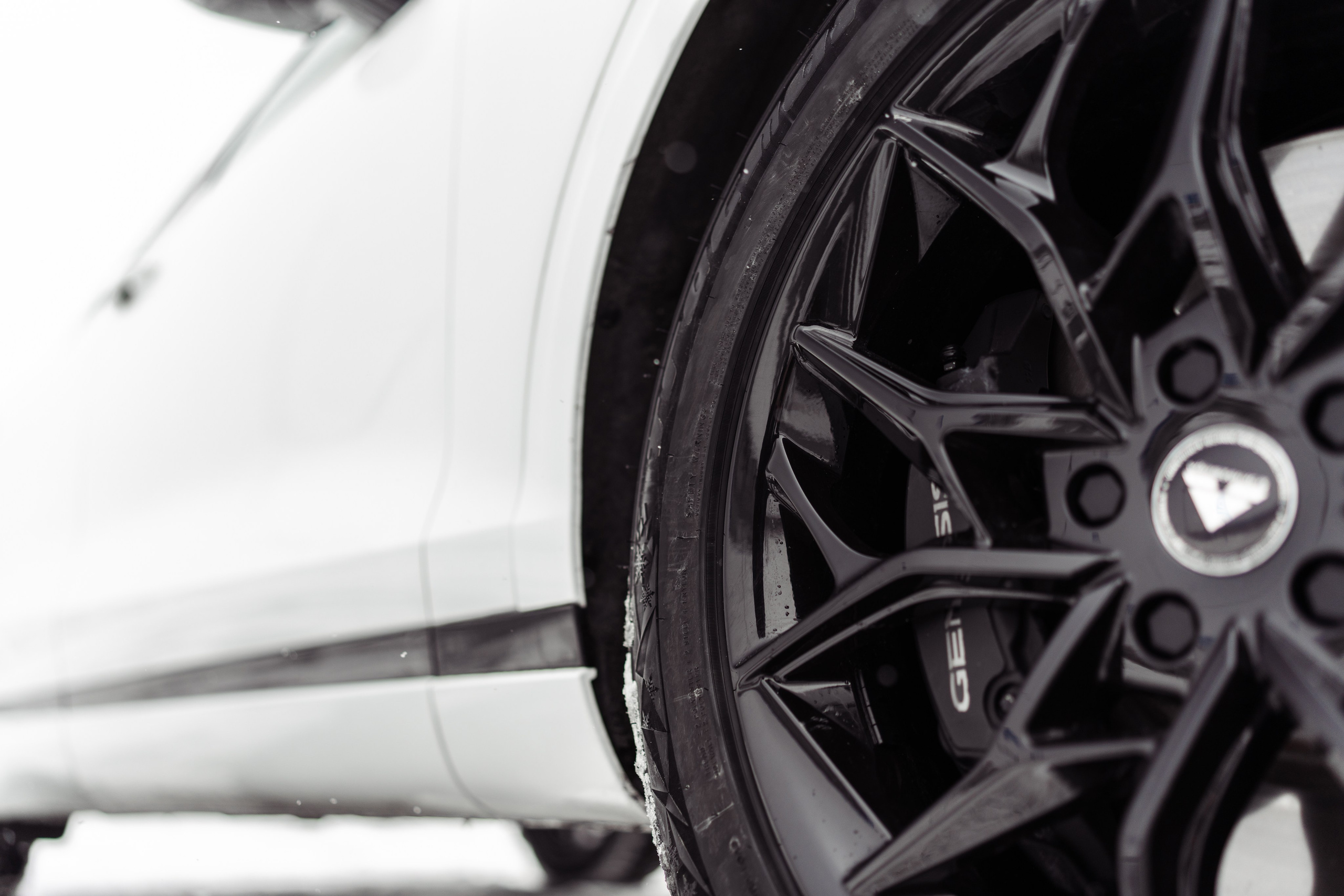 Genesis GV70 для rimzona. Фотограф в СПБ Алмаз Камаев