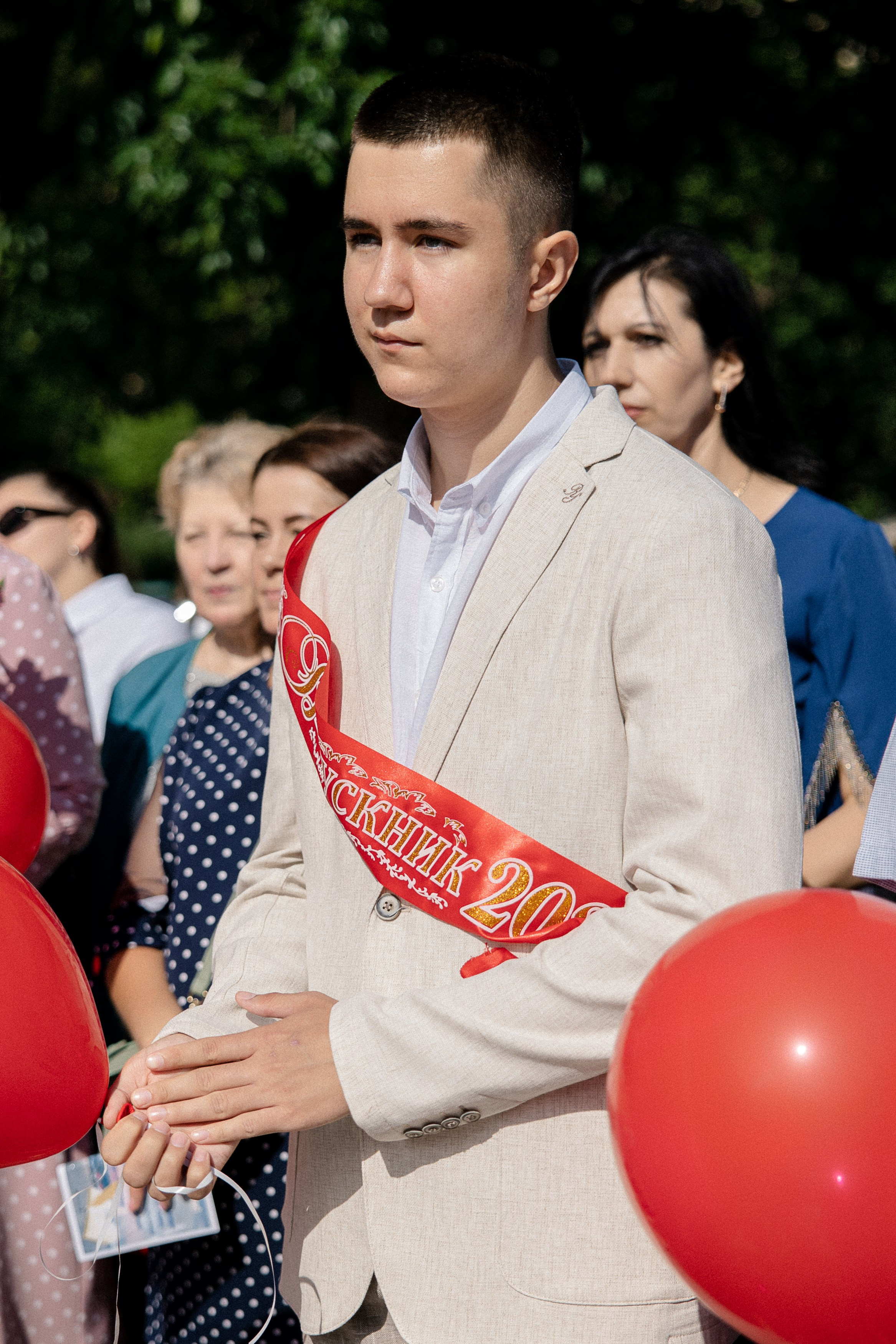Последний звонок — линейка. Свадебный фотограф Роман Еремеев