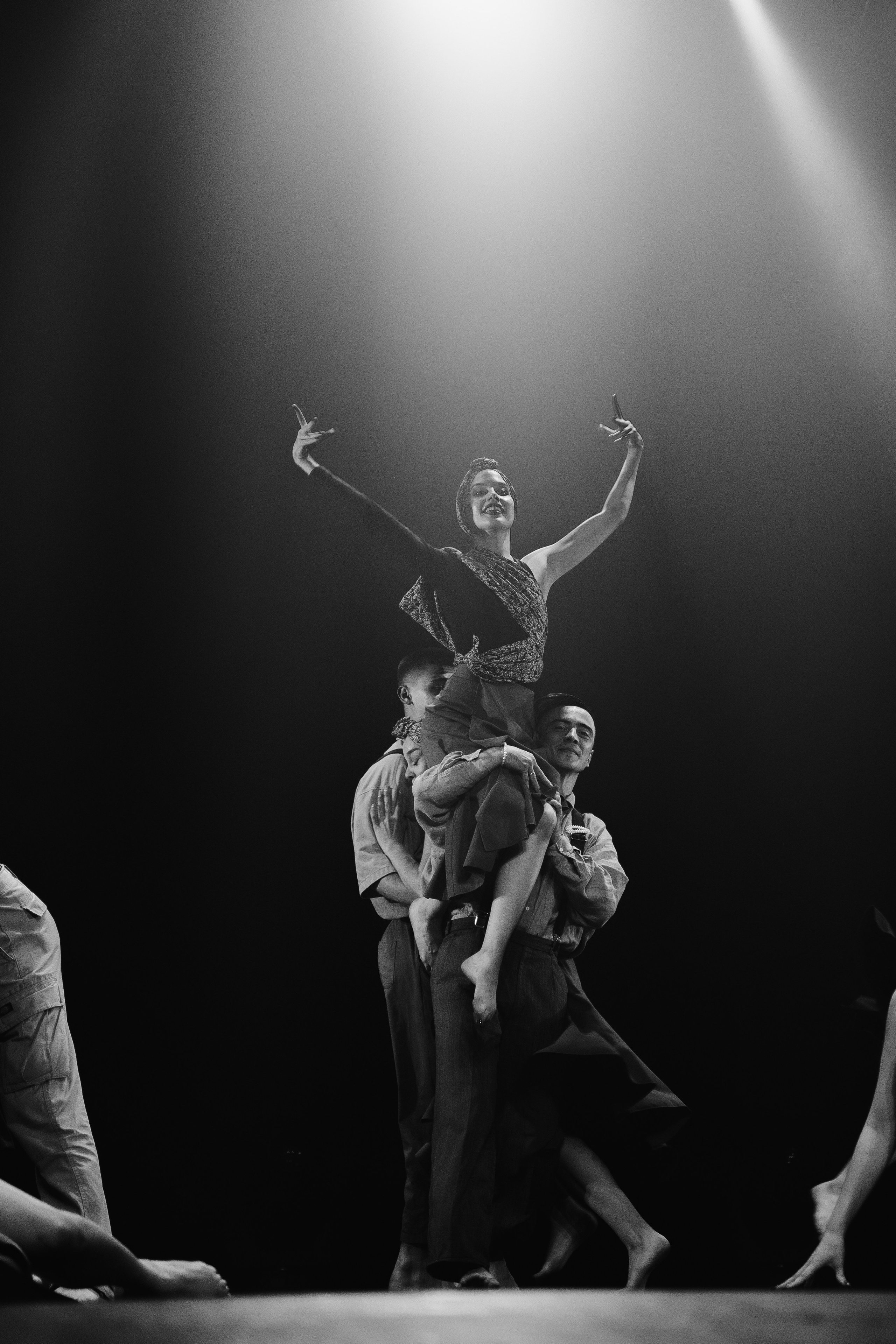 Спектакль «Песнь сирен». Главная