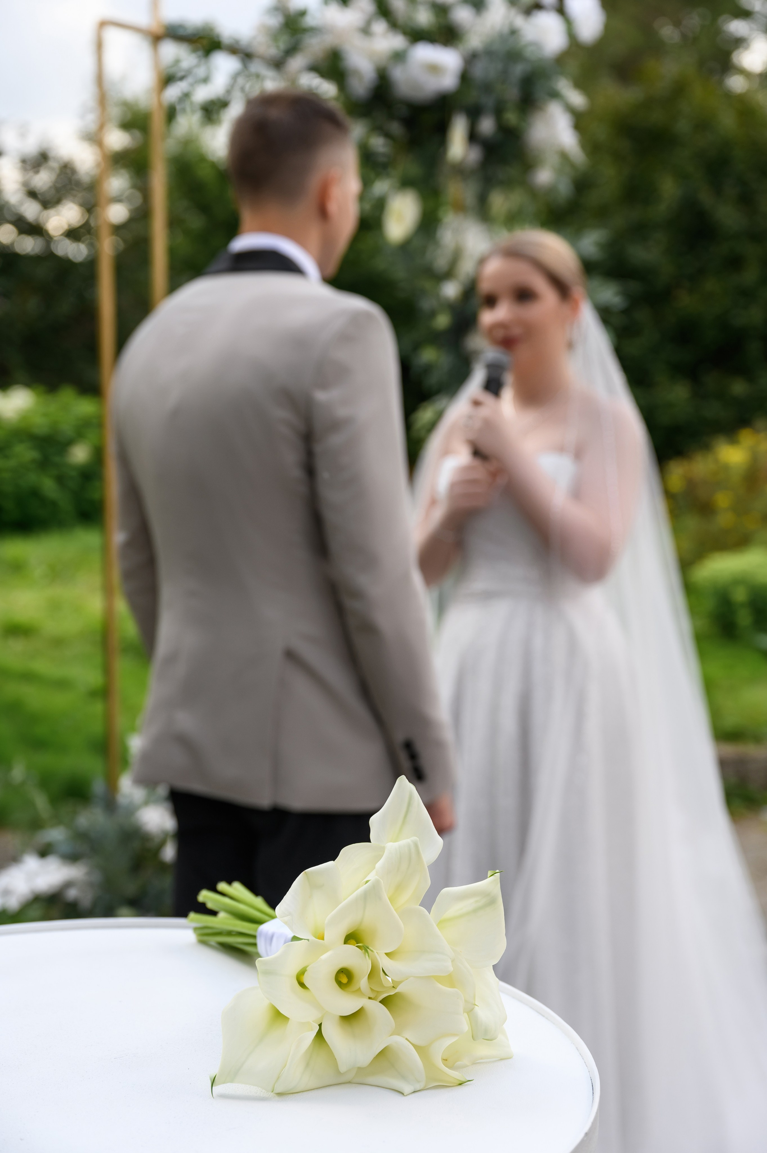 Свадебная фотосессия Банкетный зал Замок Монсоро. Свадебный фотограф Москва Юрий Кульман