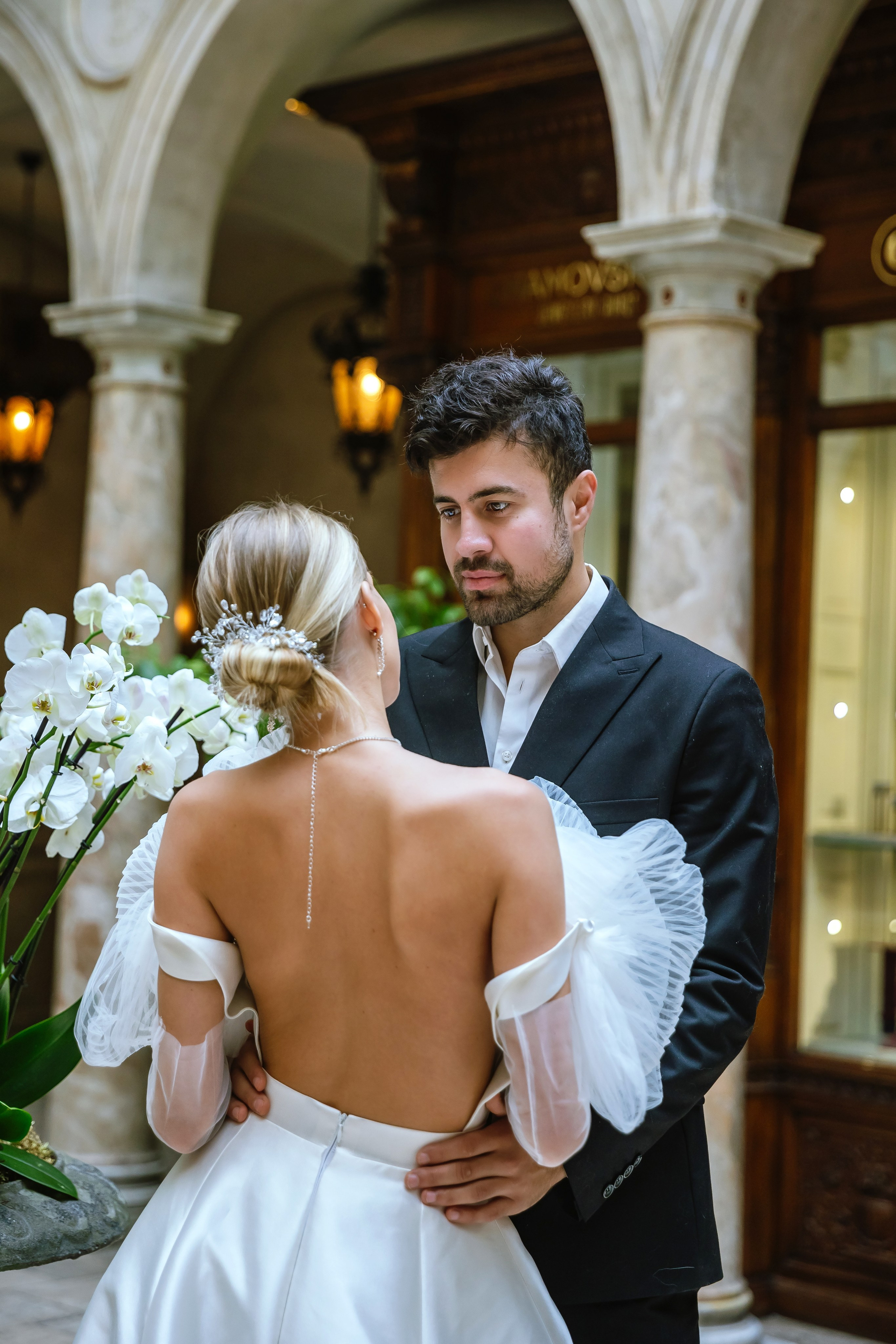 Свадьба в ресторане Турандот. Фотограф и видеограф Москва. Свадебный фотограф, видеограф. Выпускные альбомы. Оживающие альбомы