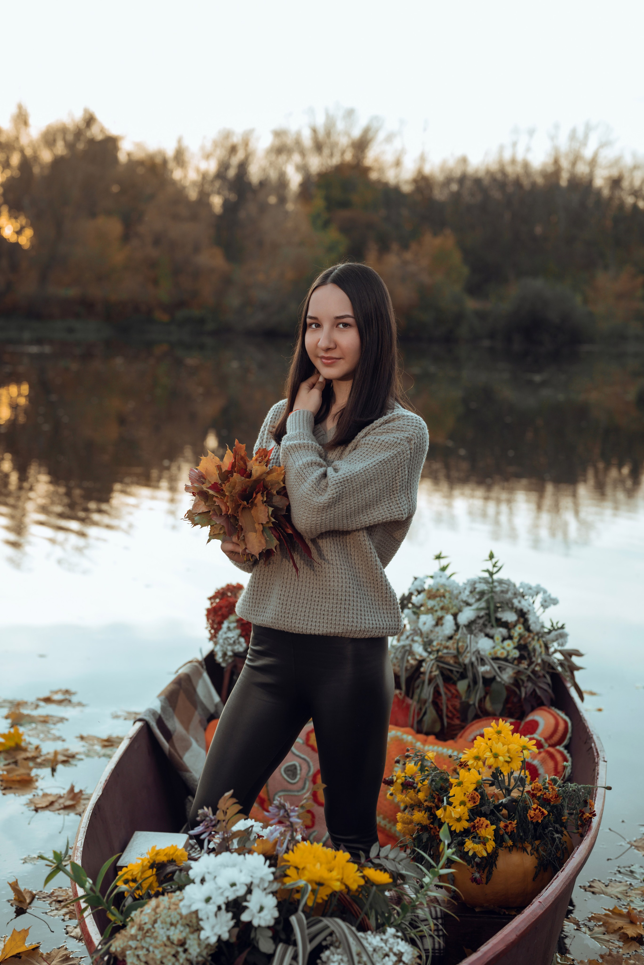 Фотопроект с осенней лодкой. Фотограф в городе Салават