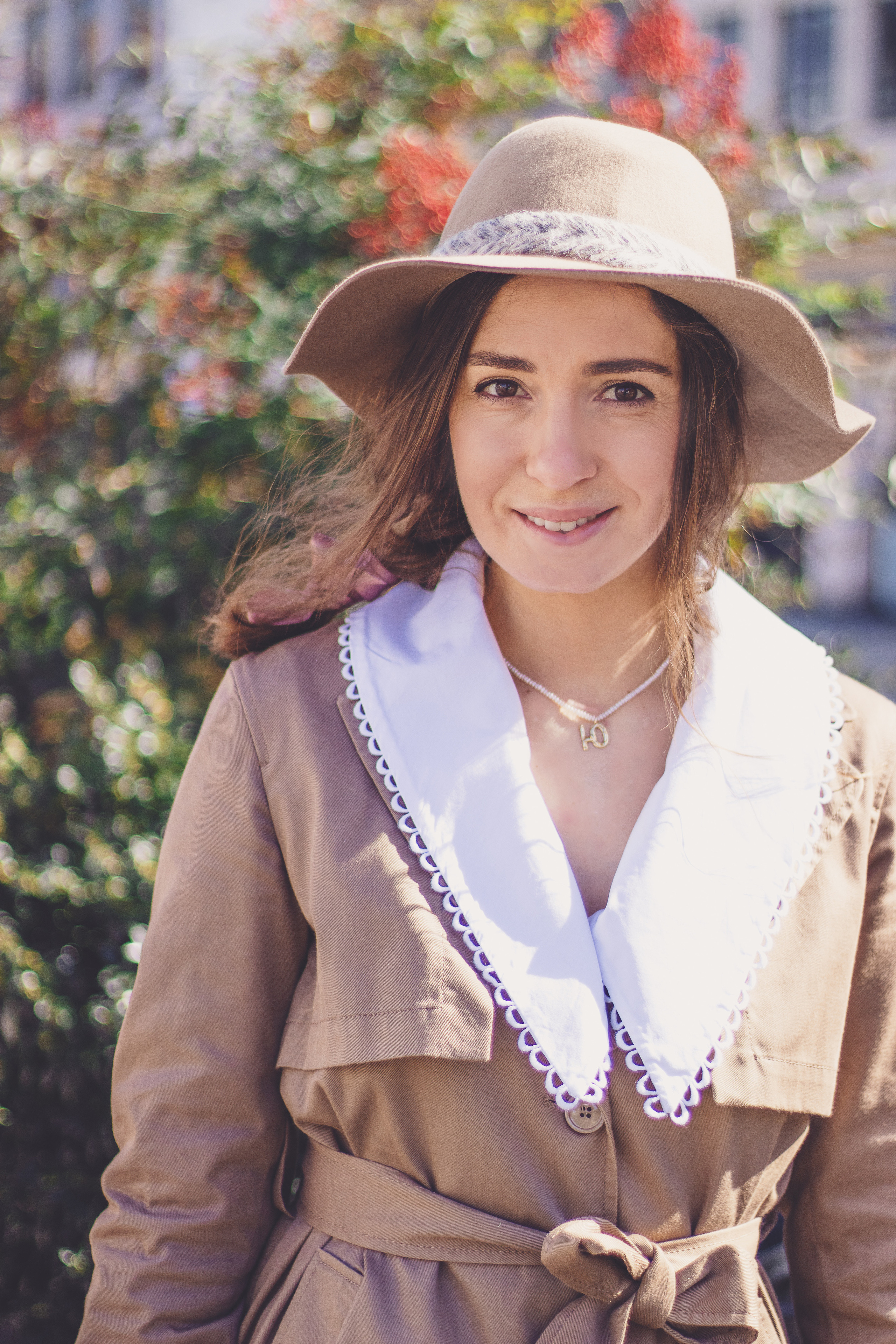 WOMAN PORTRAIT. Family, Children and Business photographer in Belgium