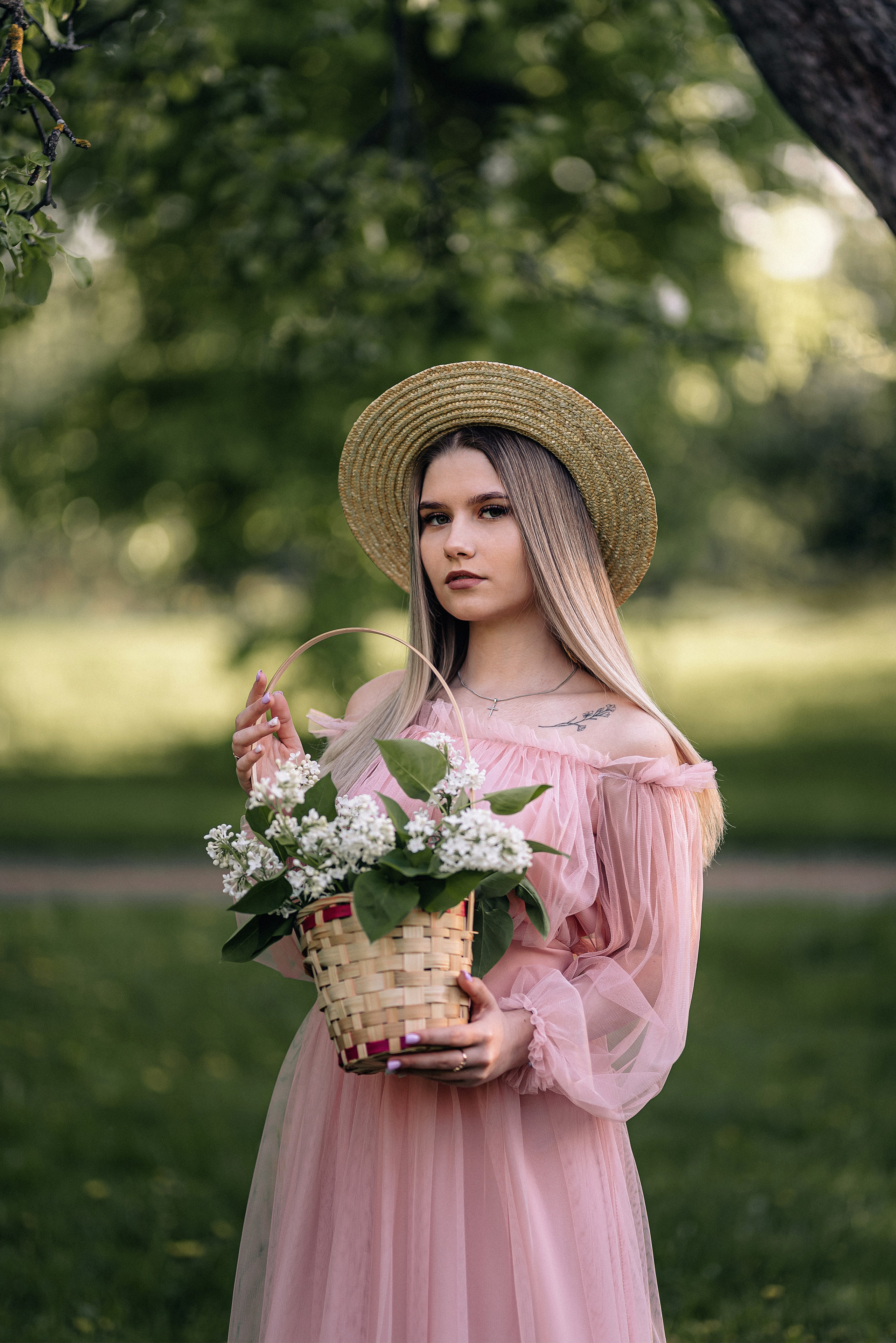 Фотосессия «Аромат весны» в Коломенском парке. Портретный фотограф Москва Светлана Кашура