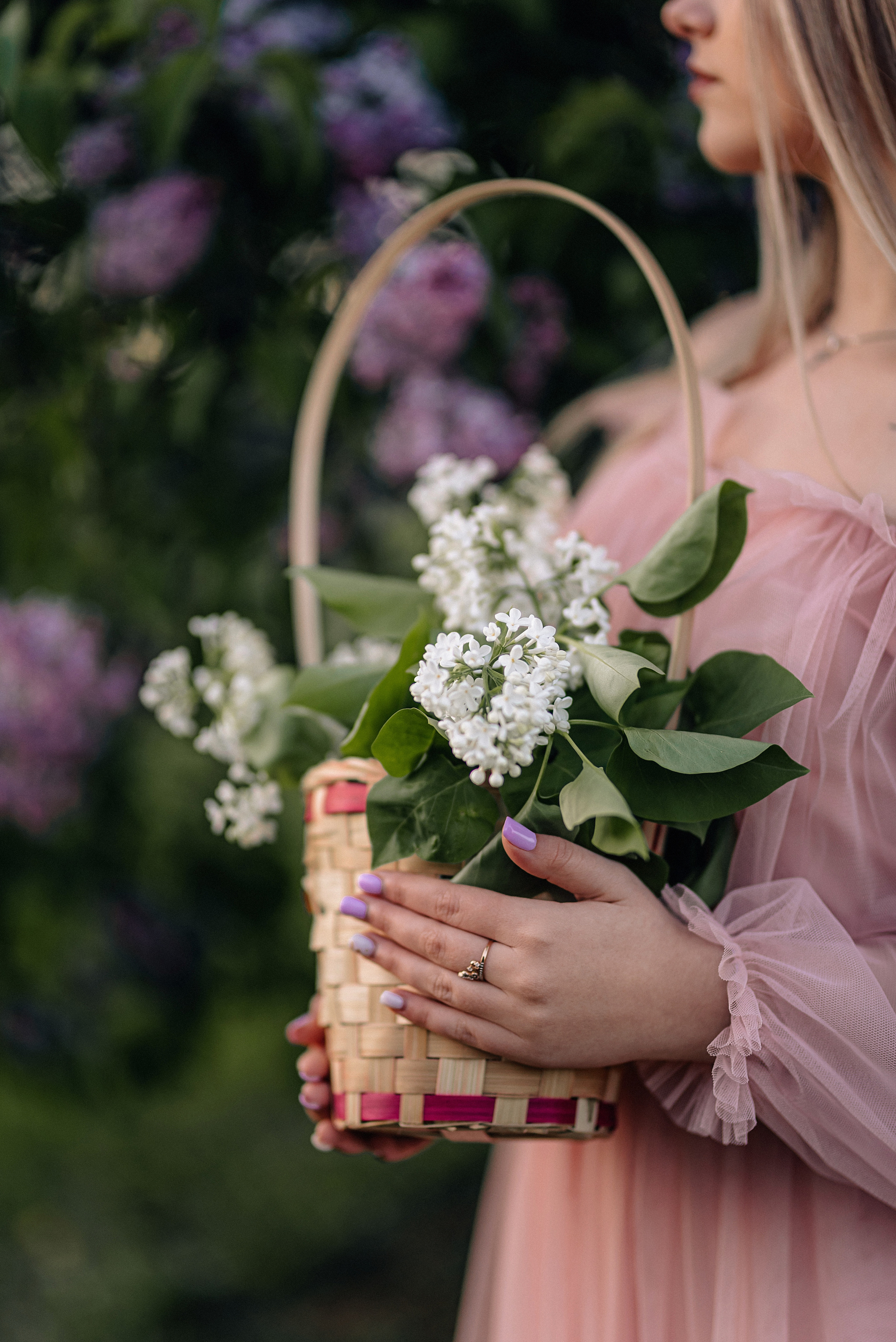 Фотосессия «Аромат весны» в Коломенском парке. Портретный фотограф Москва Светлана Кашура
