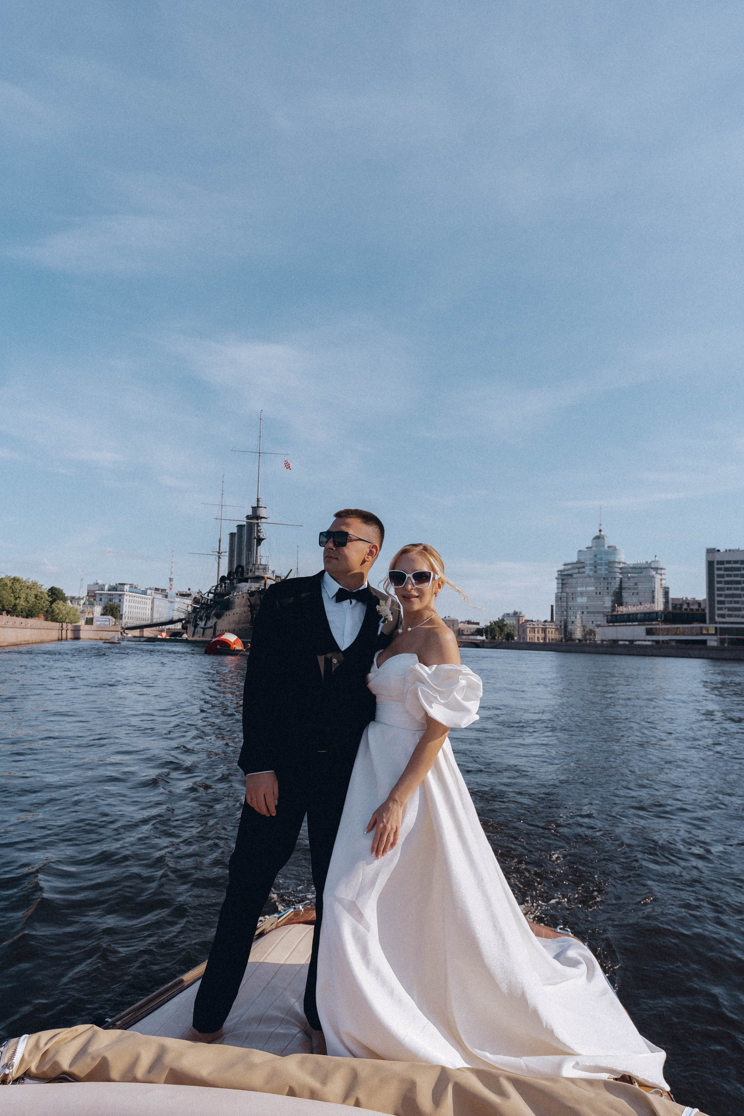 СВАДЕНБНАЯ СЬЕМКА НА КАТЕРЕ ПО КАНАЛАМ САНКТ-ПЕТЕРБУРГА И В АКВАТОРИИ НЕВЫ. Профессиональный фотограф, Санкт-Петербург — Виктория Богомолова