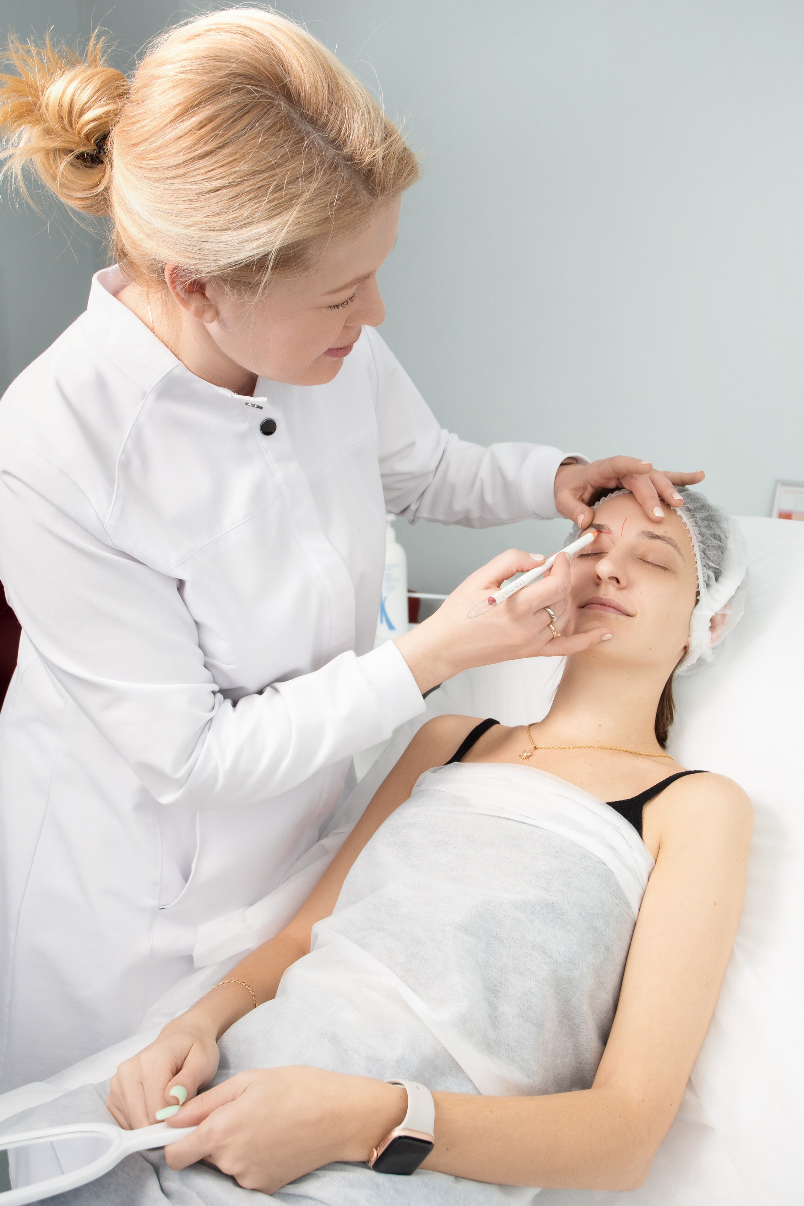 Косметолог Светлана Андреева и ее кабинет. Интерьерный фотограф и ретушер в Красноярске Денис Антропов