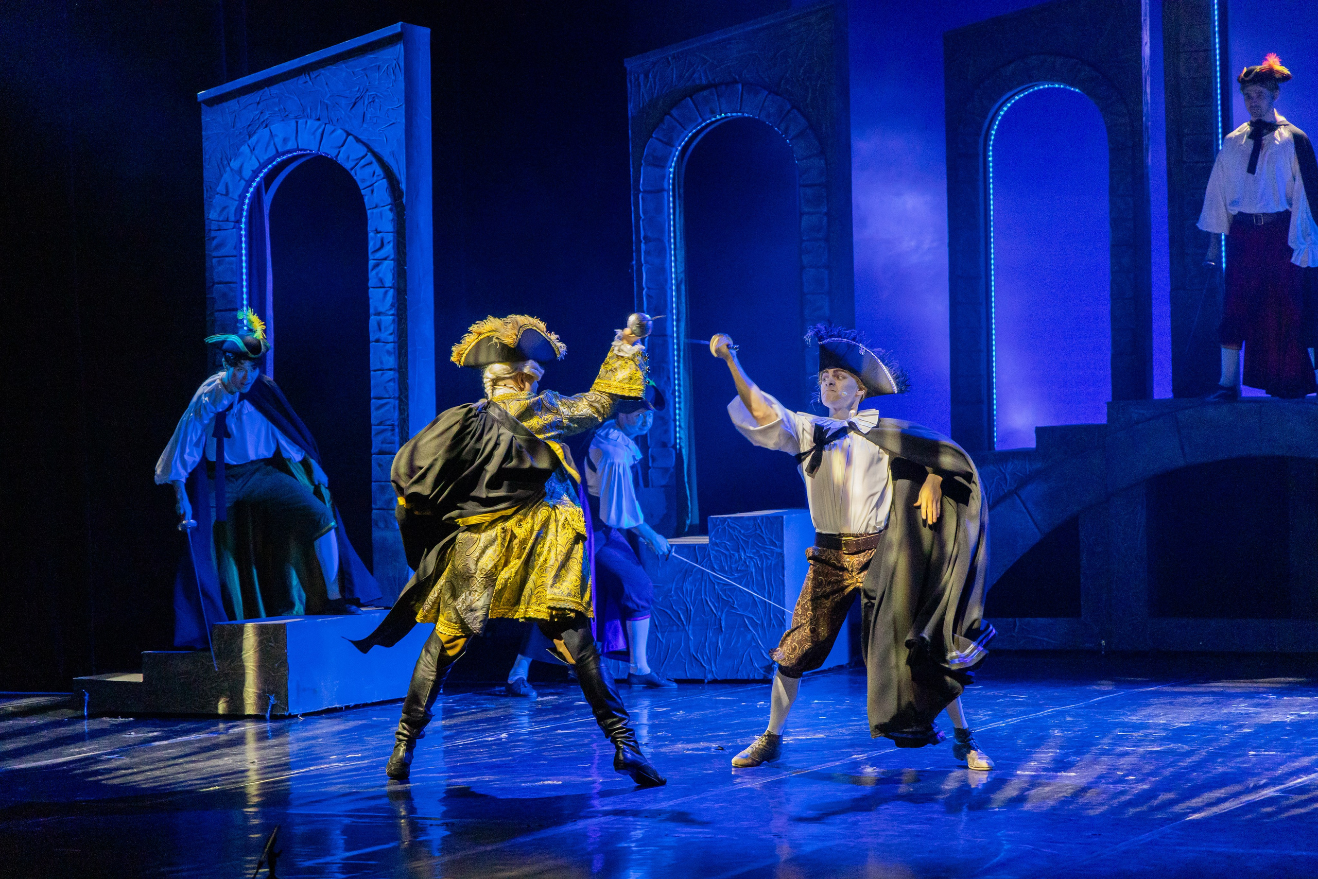 Репортажная съёмка в Театре. Профессиональная коммерческая, промышленная и репортажная фотосъёмка для бизнеса