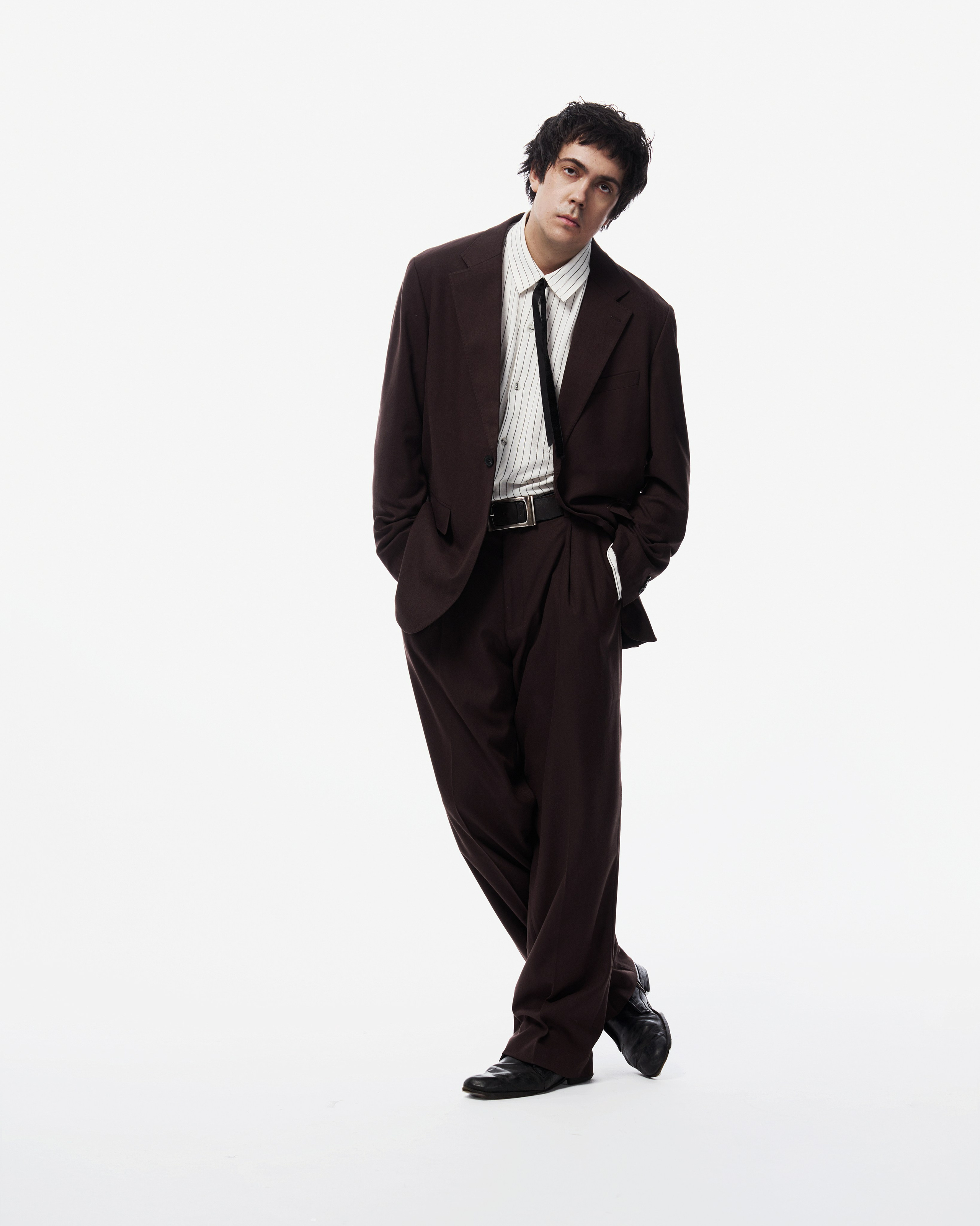 Тима ищет свет. Nadezhda Diskant is a Moscow and Saint Petersburg based photographer