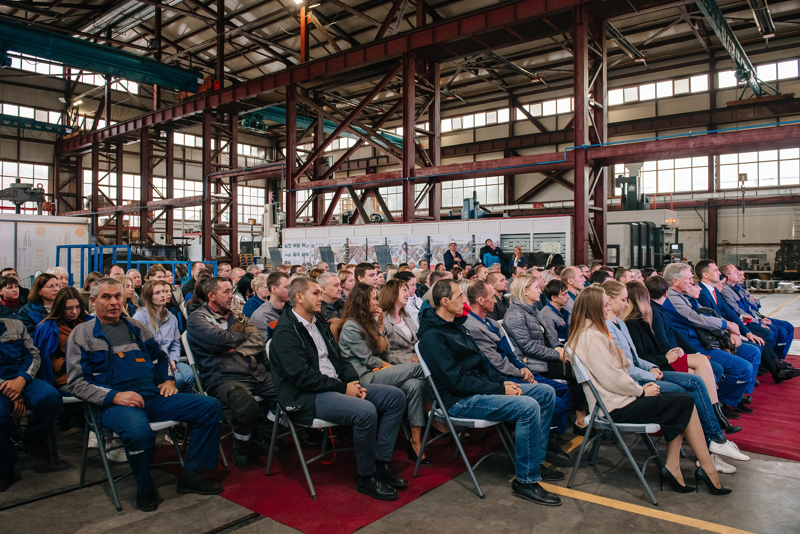 День открытых дверей на Саратовском арматурном заводе. Фотограф Валерия Голубева (Миронова)