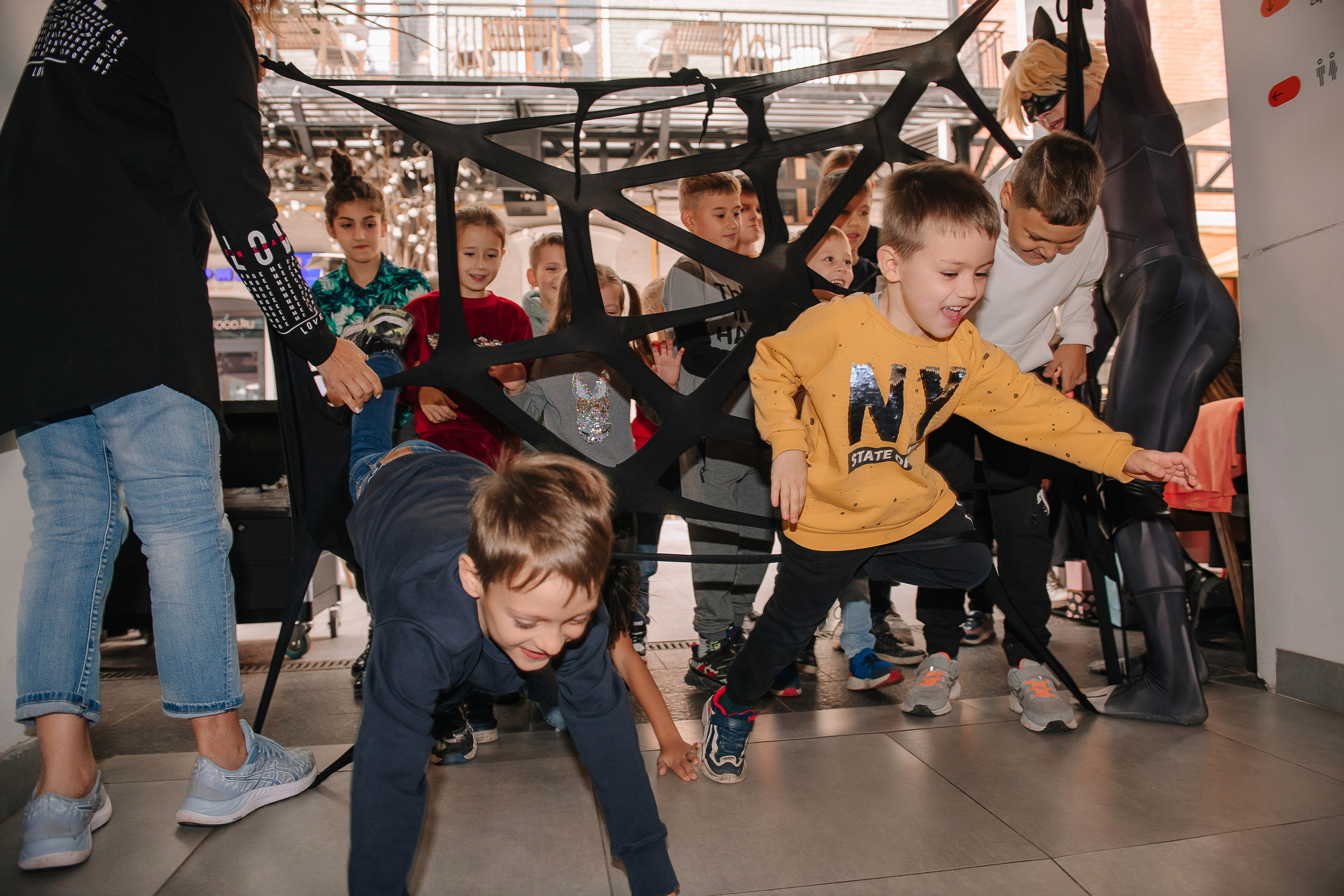 Гастродвор. Детский мастер-класс по приготовлению хот-догов🌭. Фотограф Валерия Голубева (Миронова)