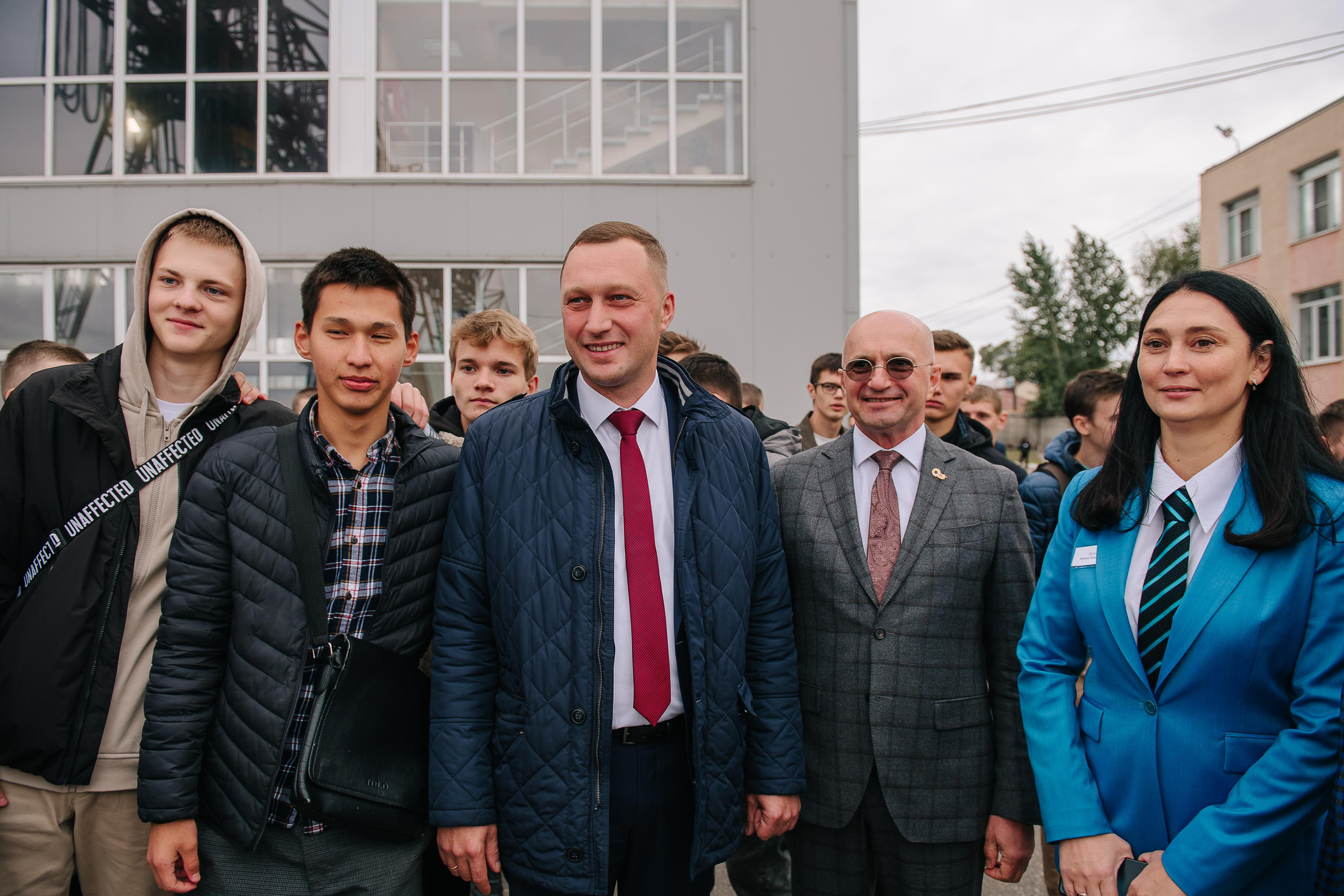 День открытых дверей на Саратовском арматурном заводе. Фотограф Валерия Голубева (Миронова)
