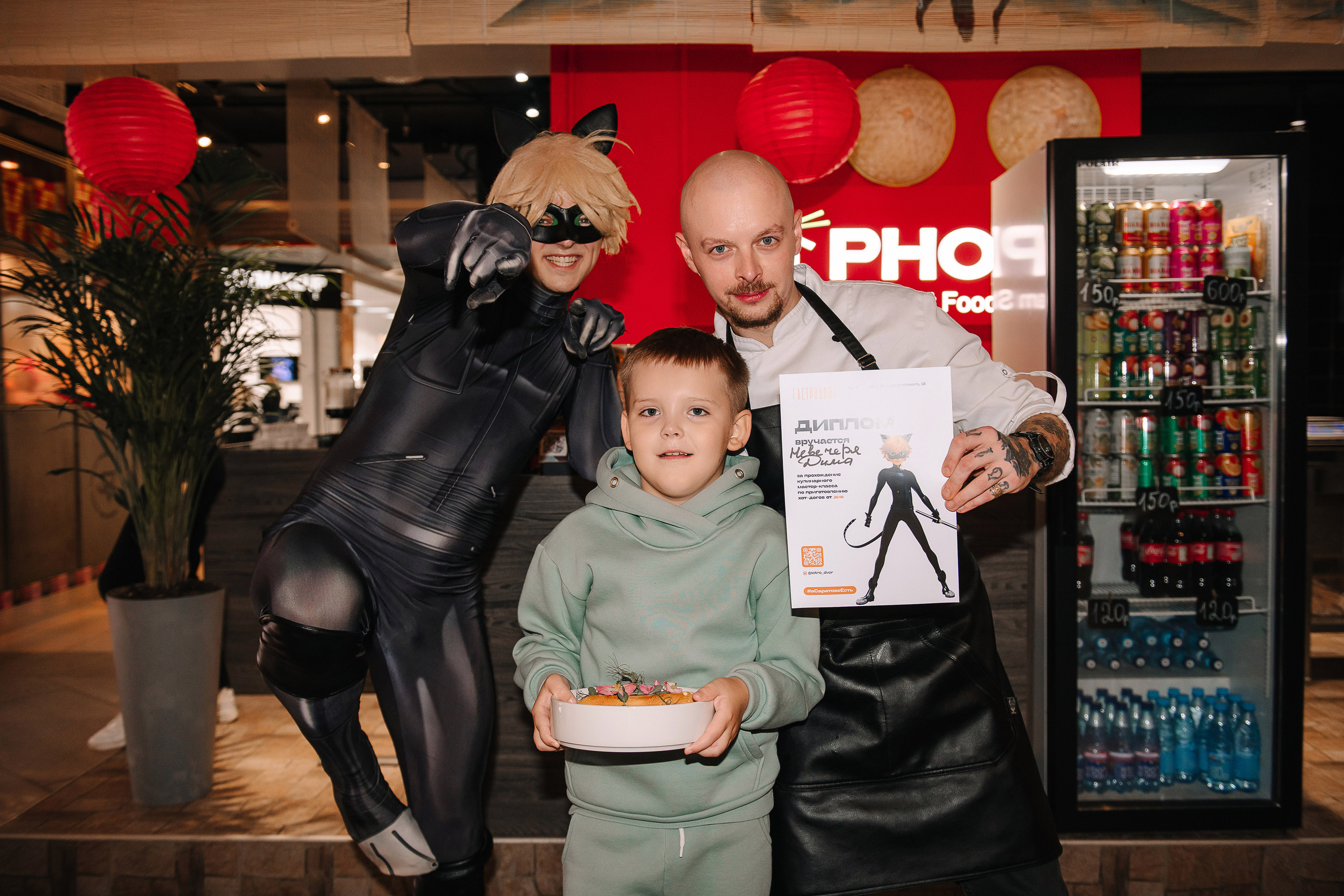 Гастродвор. Детский мастер-класс по приготовлению хот-догов🌭. Фотограф Валерия Голубева (Миронова)