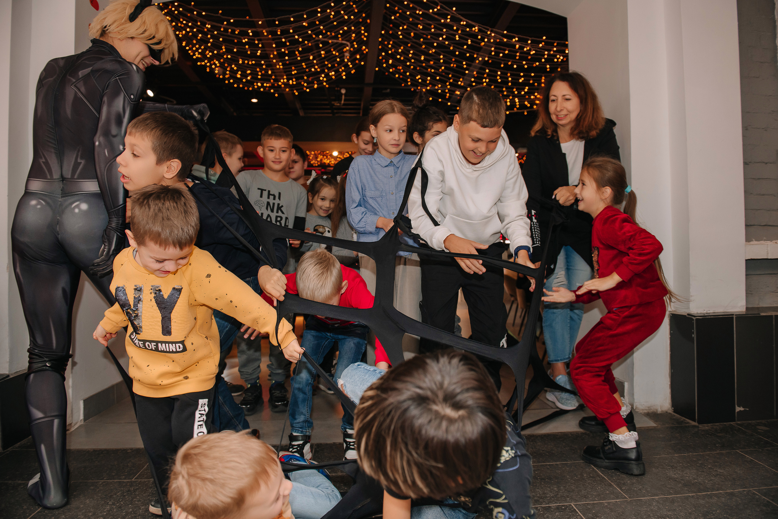Гастродвор. Детский мастер-класс по приготовлению хот-догов🌭. Фотограф Валерия Голубева (Миронова)