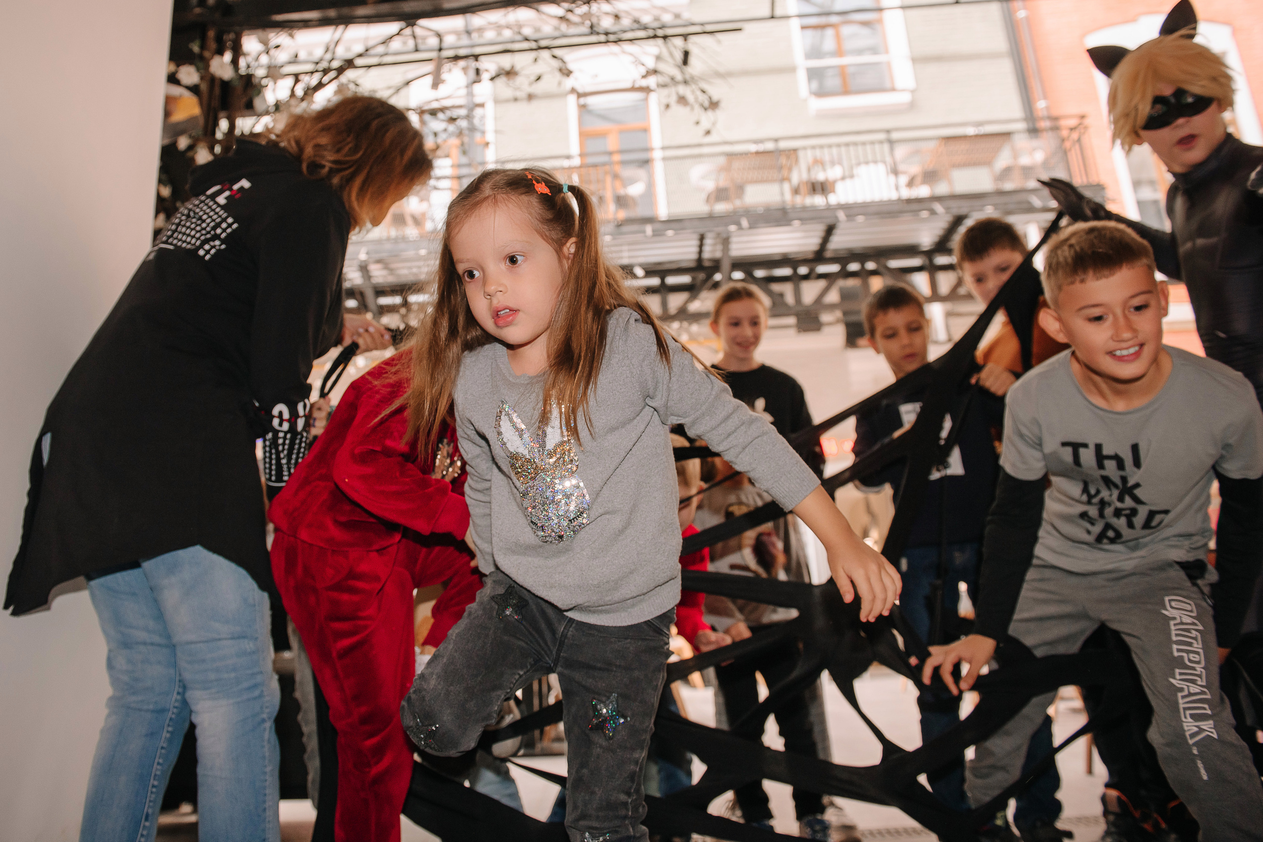 Гастродвор. Детский мастер-класс по приготовлению хот-догов🌭. Фотограф Валерия Голубева (Миронова)