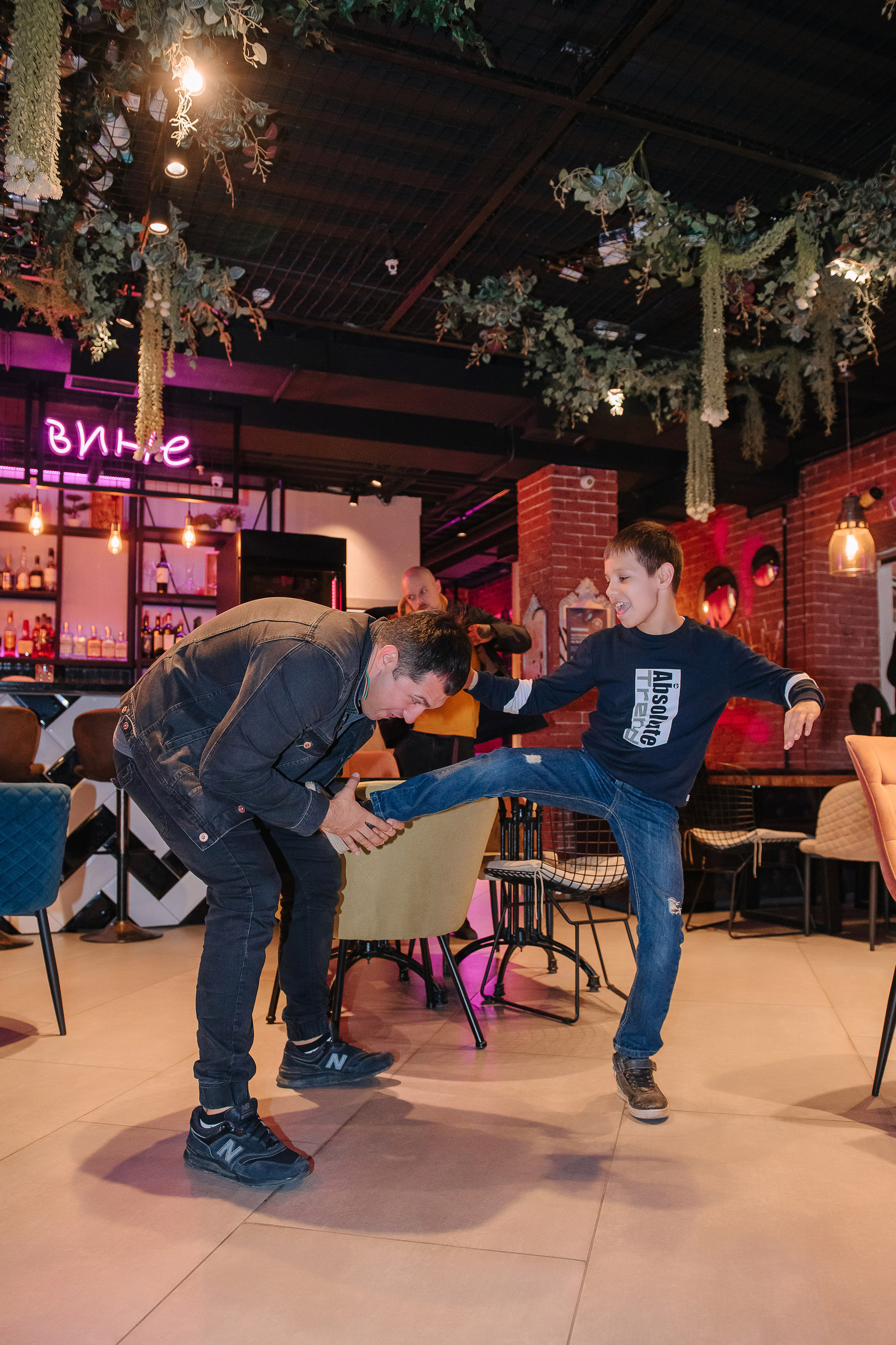 Гастродвор. Детский мастер-класс по приготовлению хот-догов🌭. Фотограф Валерия Голубева (Миронова)