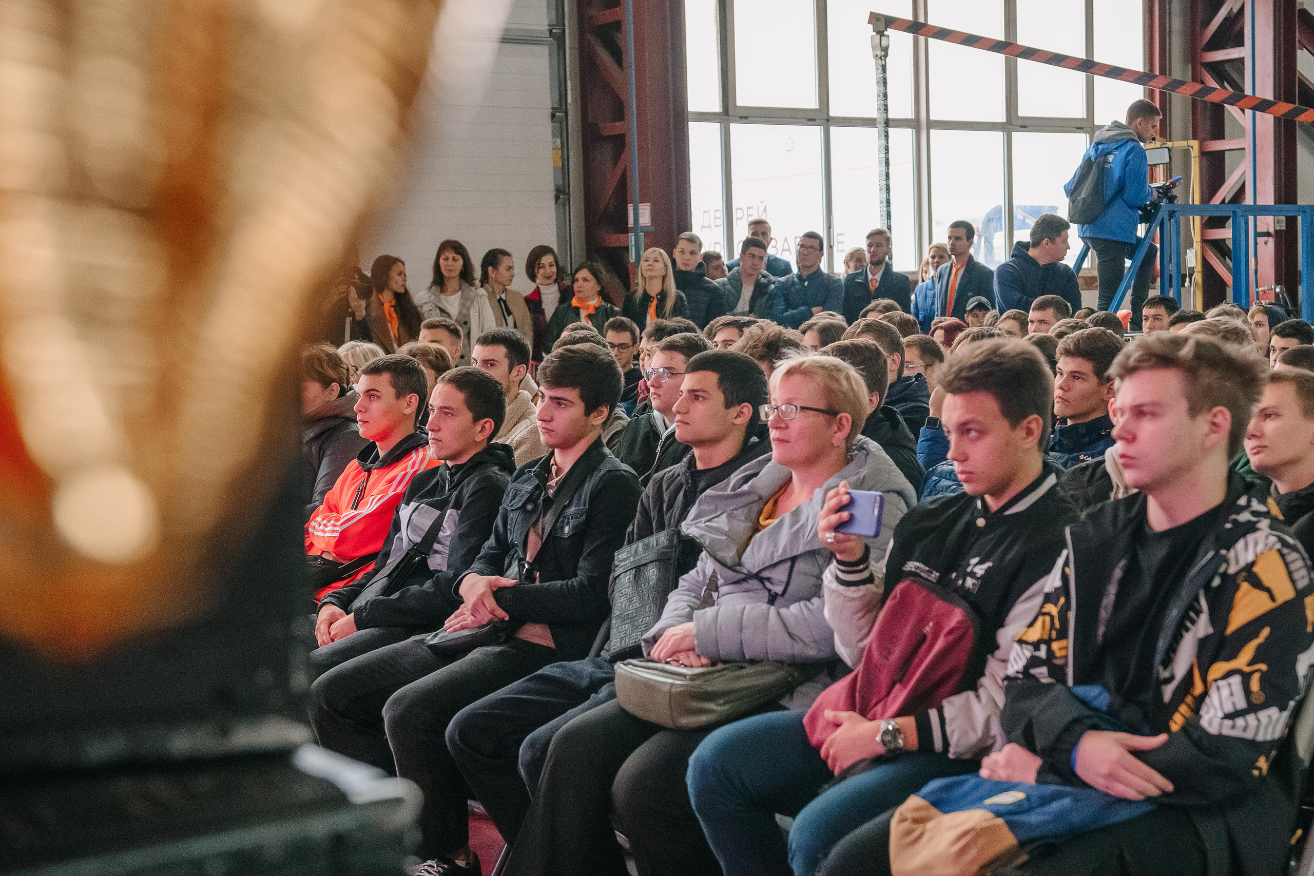 День открытых дверей на Саратовском арматурном заводе. Фотограф Валерия Голубева (Миронова)