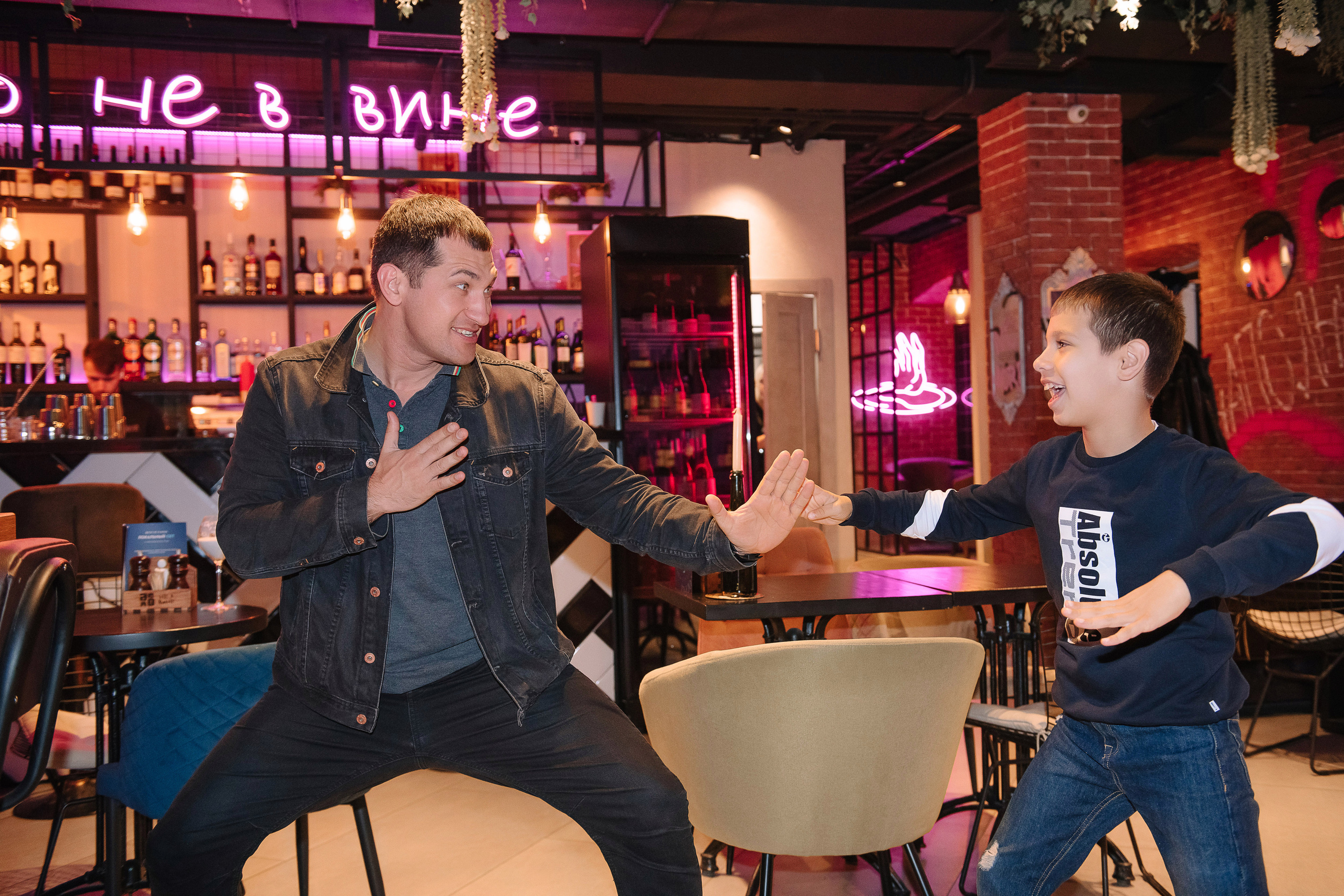 Гастродвор. Детский мастер-класс по приготовлению хот-догов🌭. Фотограф Валерия Голубева (Миронова)