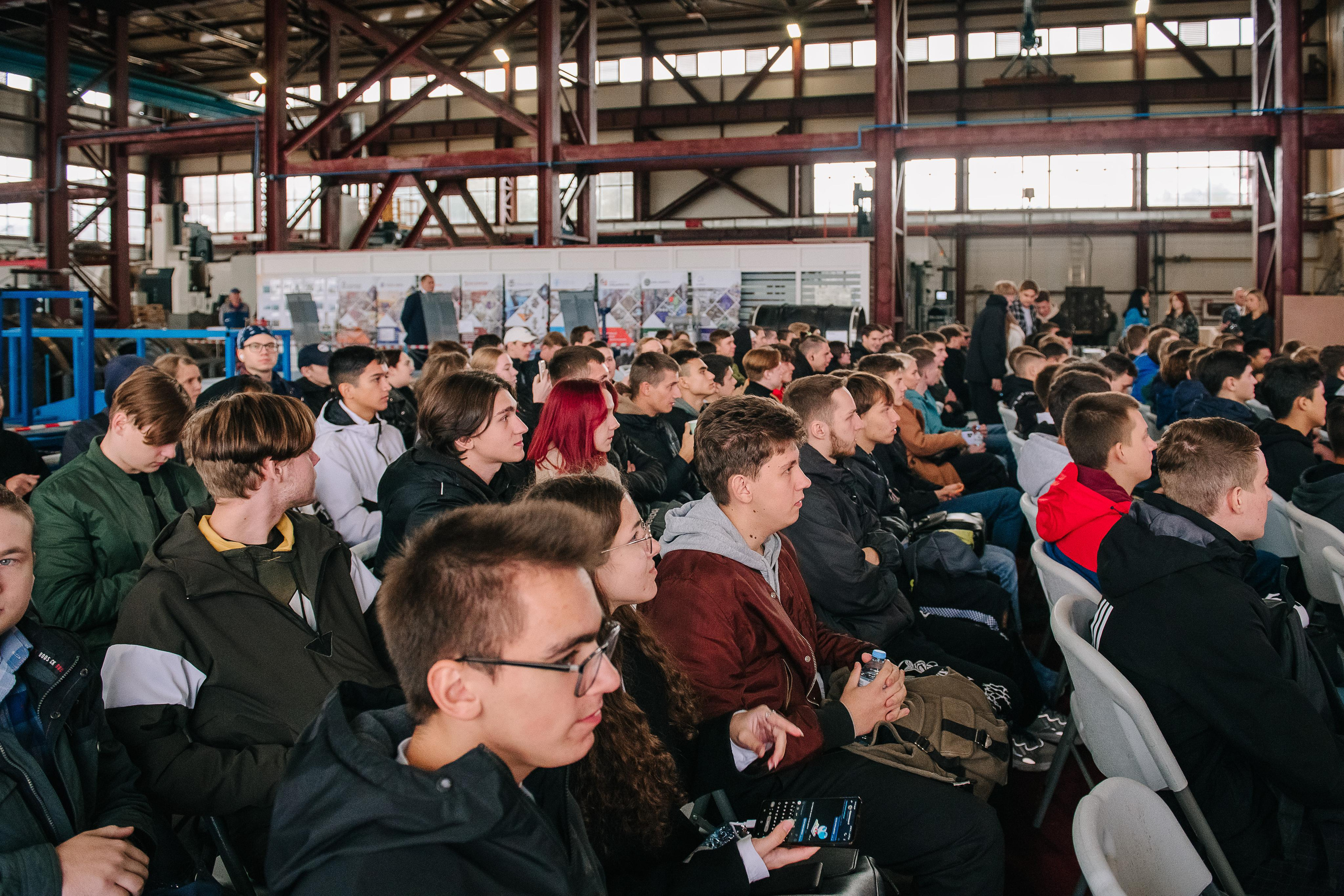 День открытых дверей на Саратовском арматурном заводе. Фотограф Валерия Голубева (Миронова)