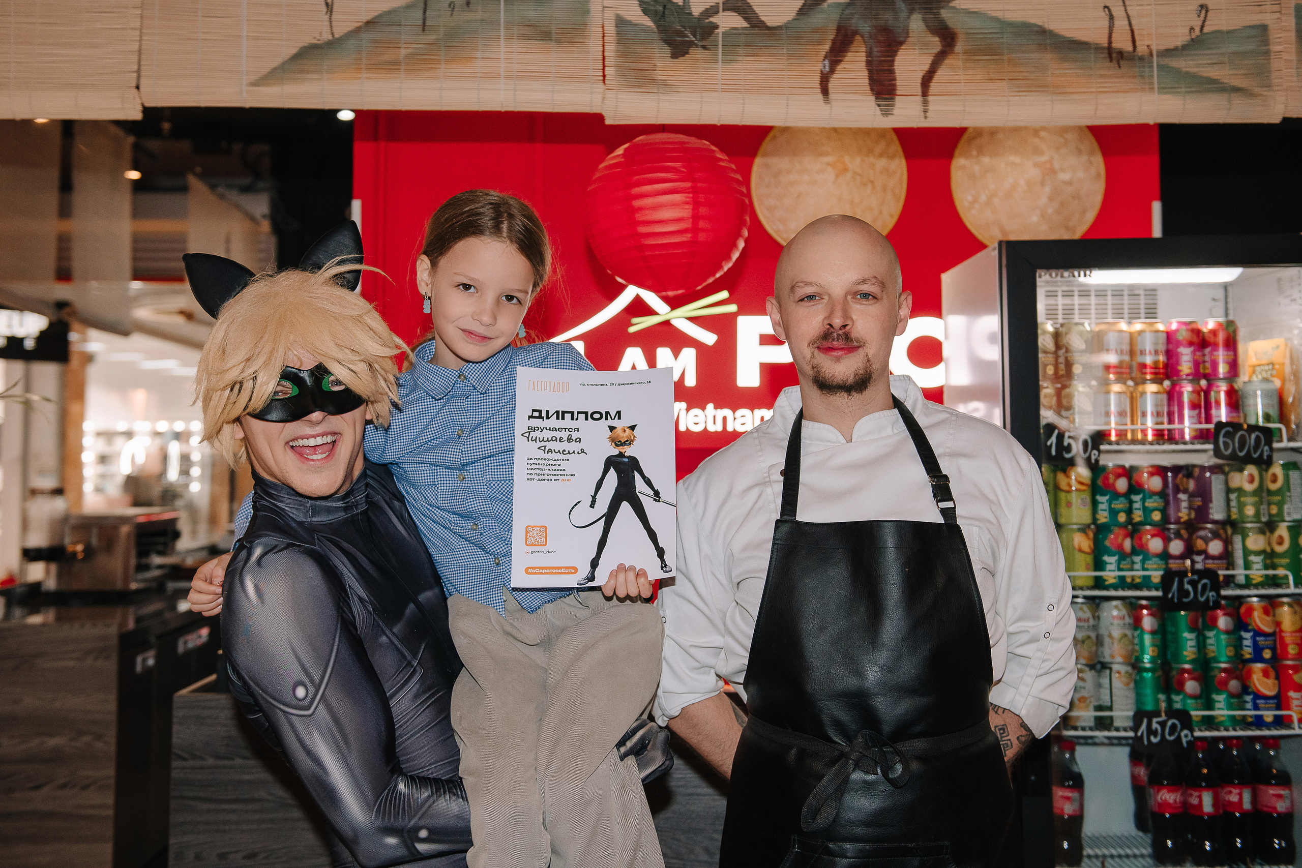 Гастродвор. Детский мастер-класс по приготовлению хот-догов🌭. Фотограф Валерия Голубева (Миронова)