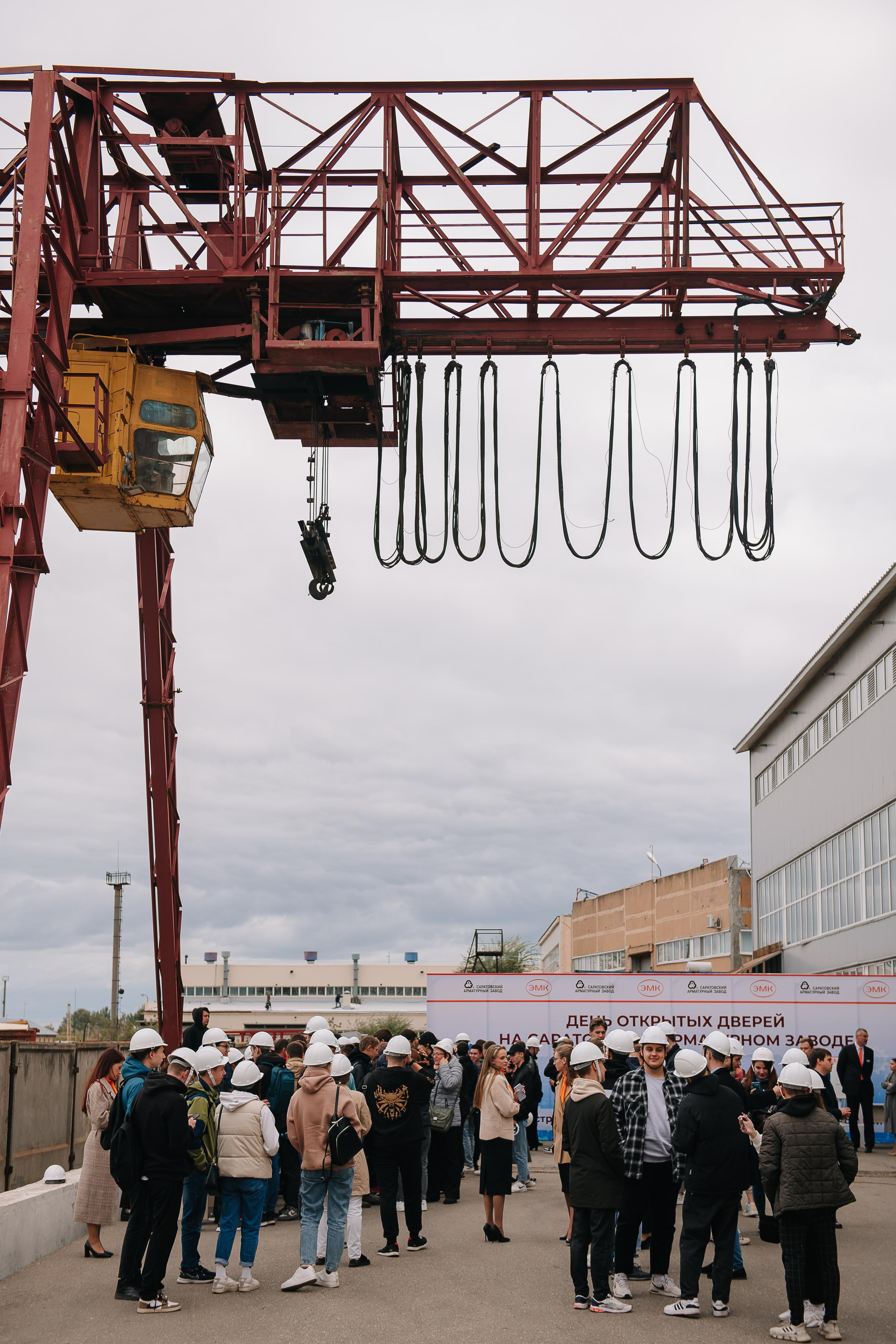 День открытых дверей на Саратовском арматурном заводе. Фотограф Валерия Голубева (Миронова)