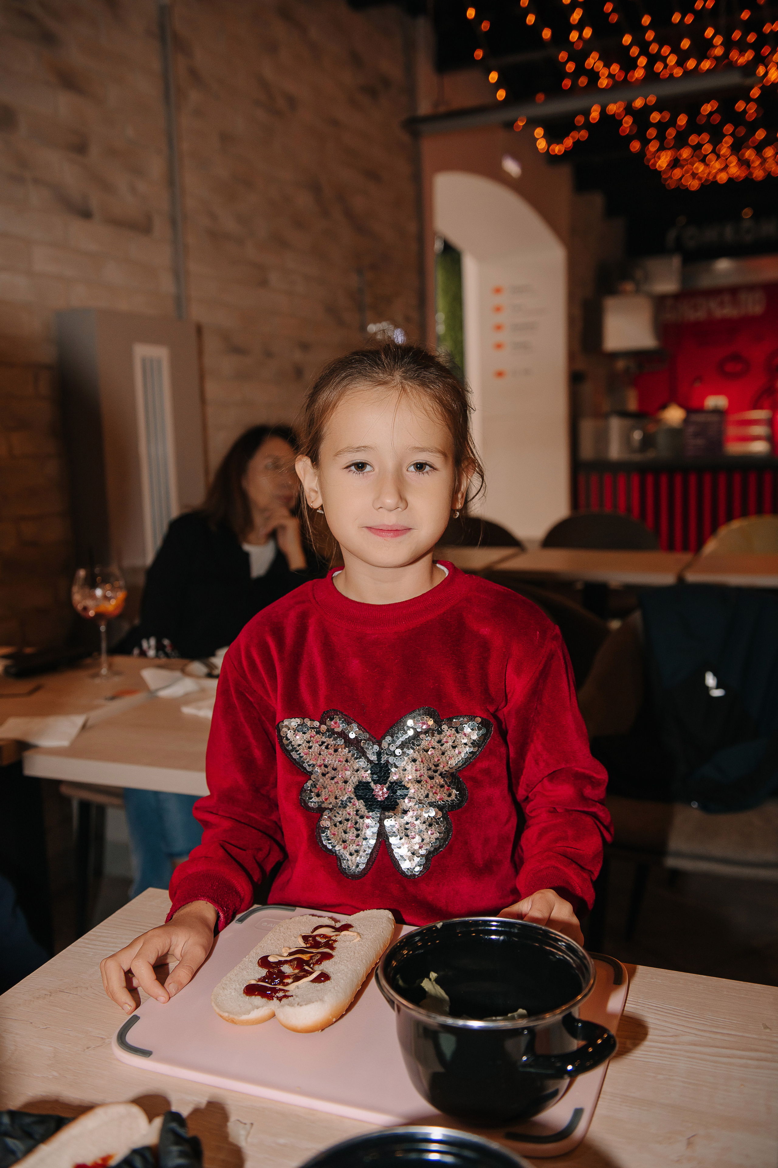 Гастродвор. Детский мастер-класс по приготовлению хот-догов🌭. Фотограф Валерия Голубева (Миронова)