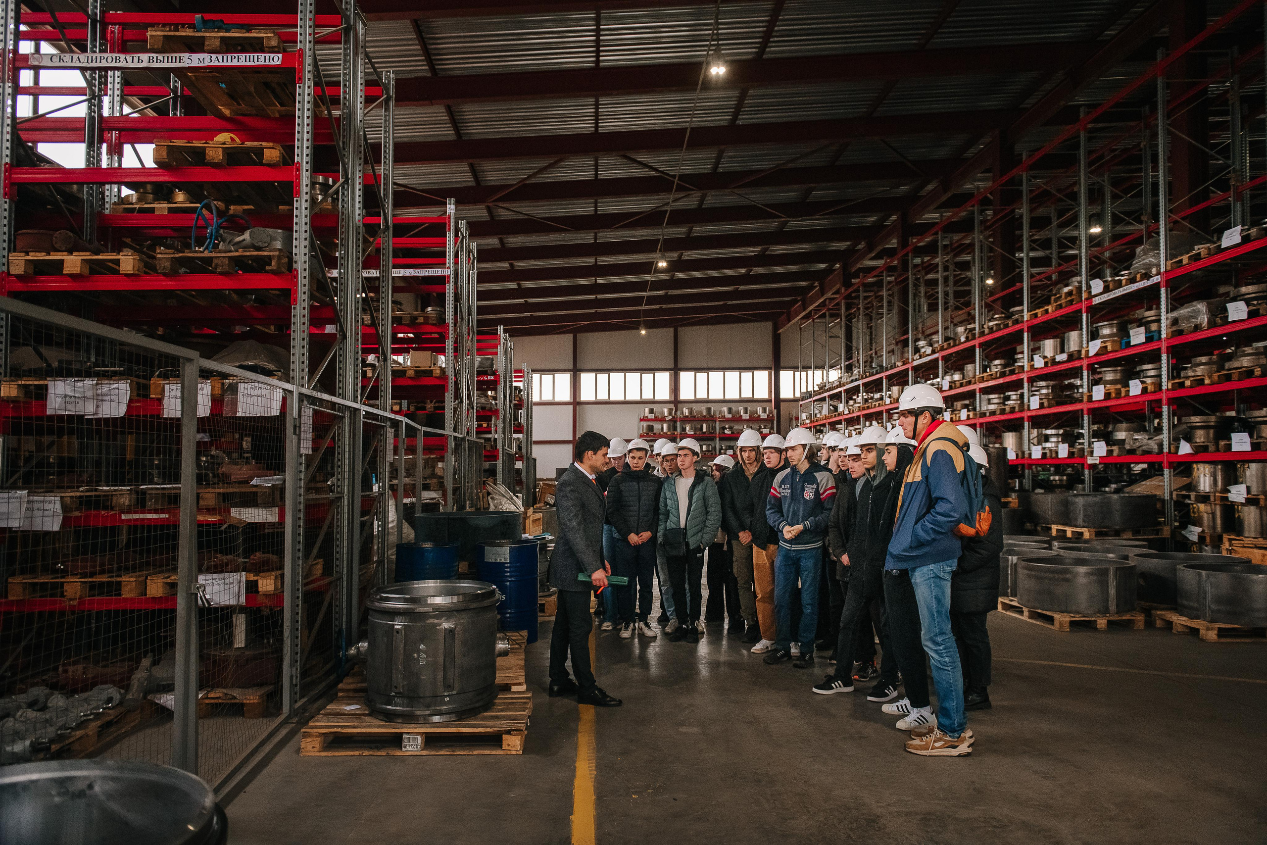 День открытых дверей на Саратовском арматурном заводе. Фотограф Валерия Голубева (Миронова)