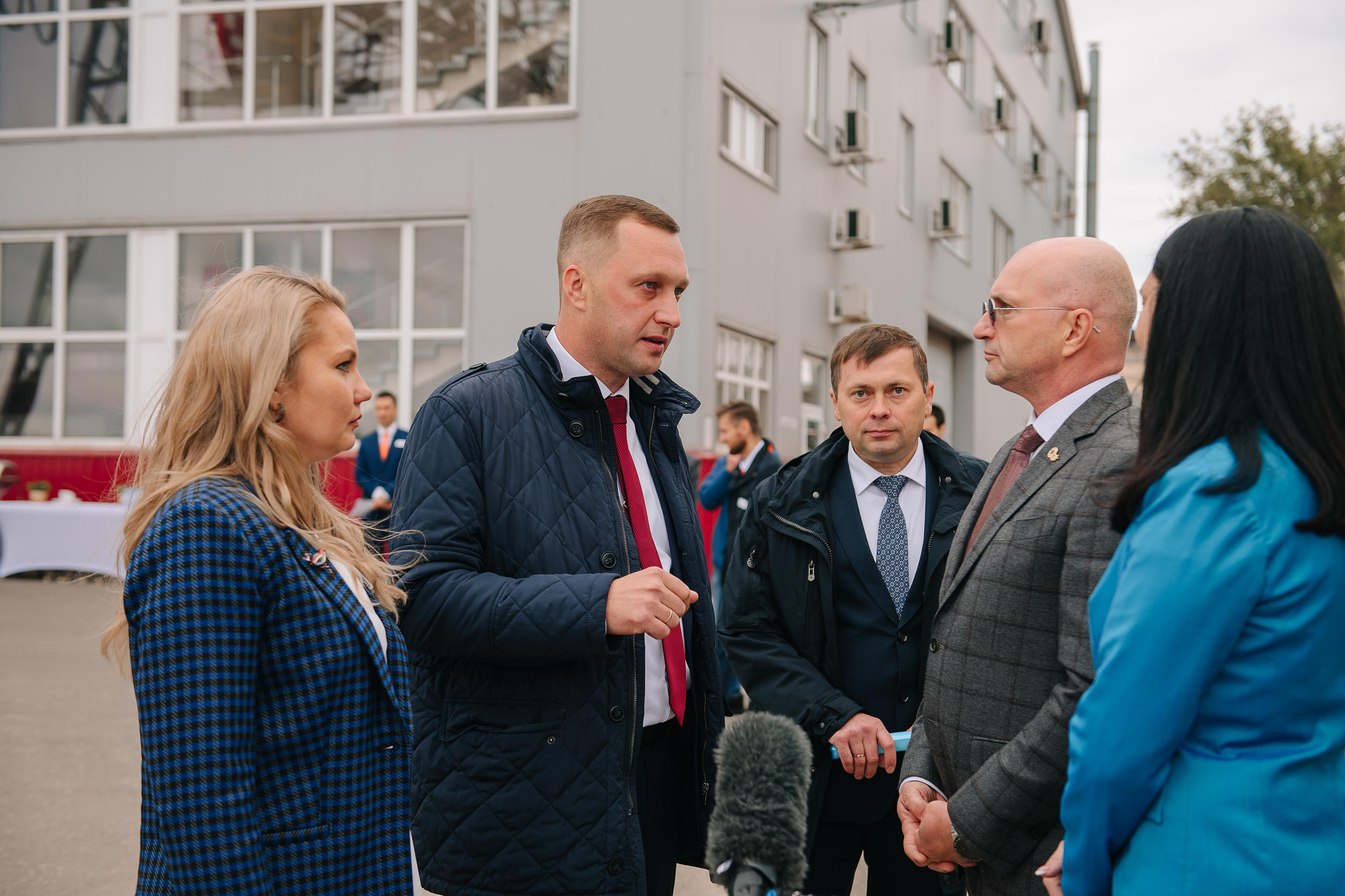 День открытых дверей на Саратовском арматурном заводе. Фотограф Валерия Голубева (Миронова)