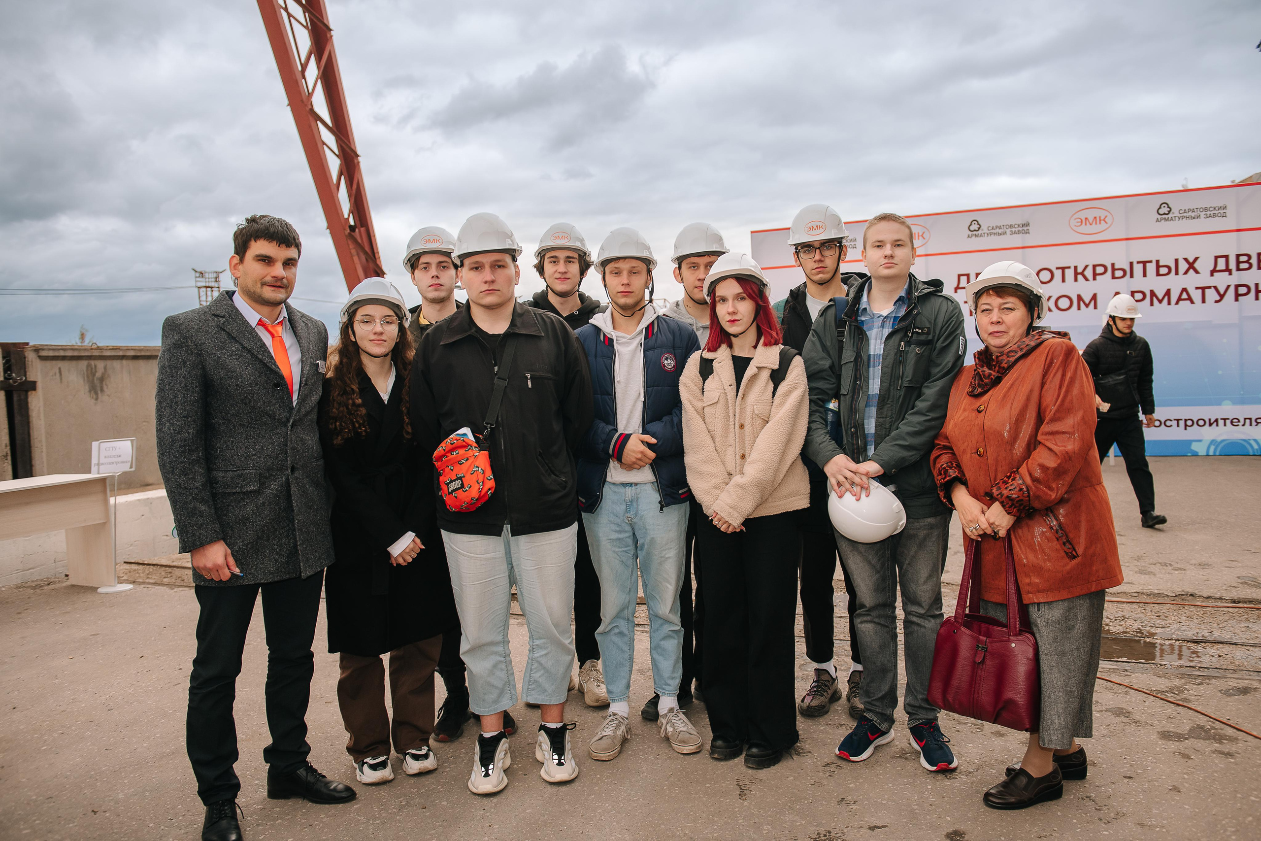 День открытых дверей на Саратовском арматурном заводе. Фотограф Валерия Голубева (Миронова)