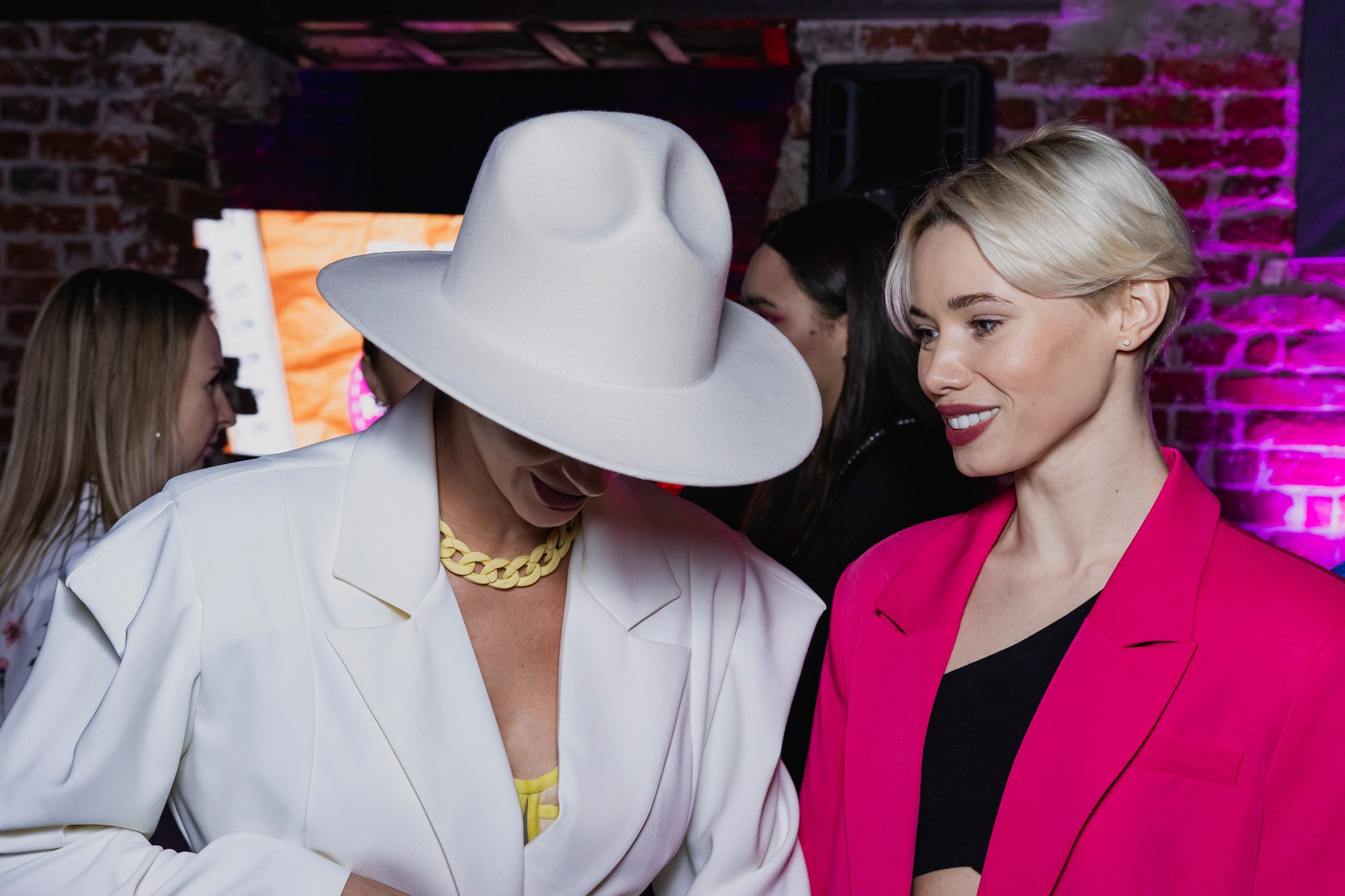 Репортаж. Ксения Фрик — фотограф: бэкстейдж тв-шоу, портреты, репортаж | Москва