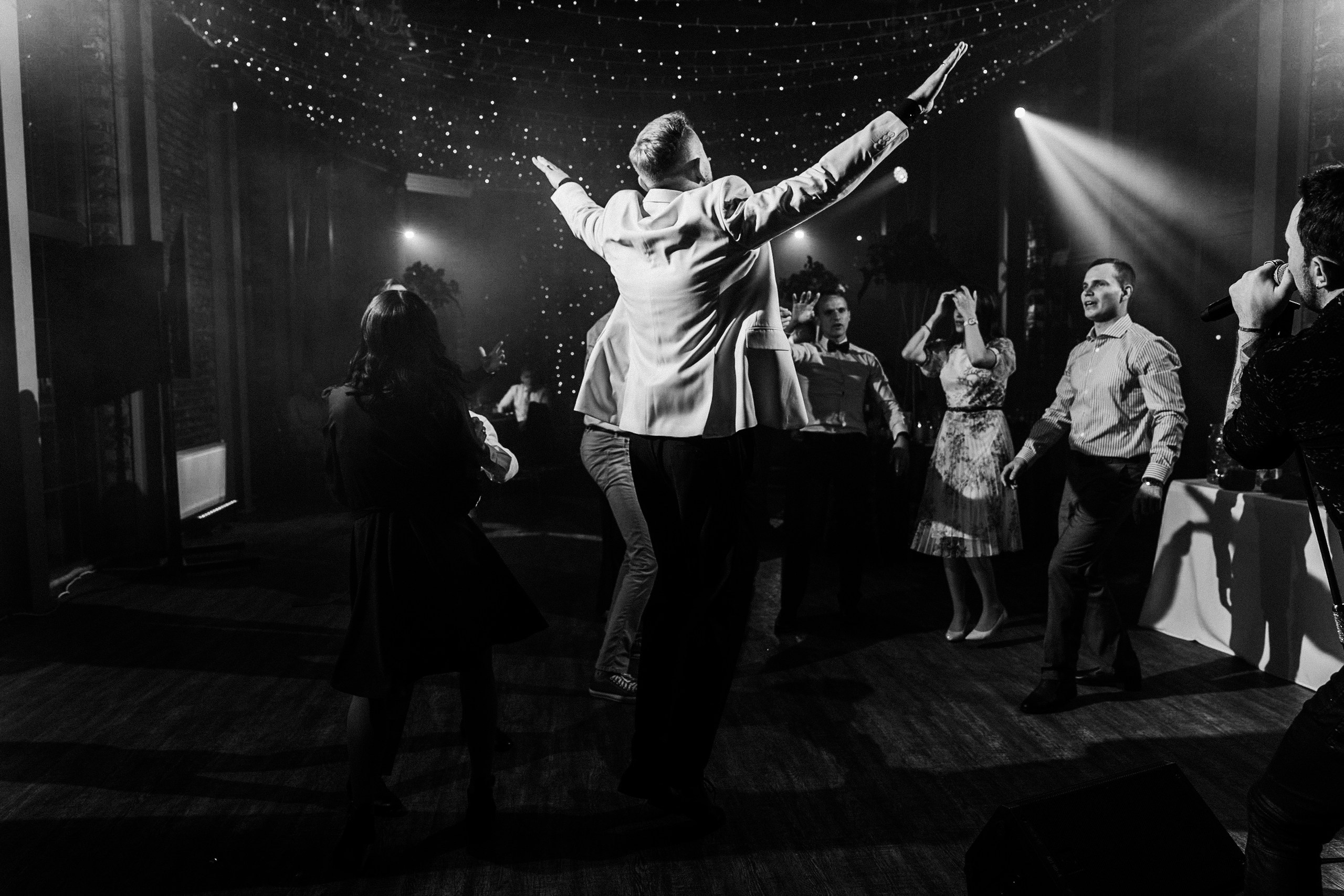 Свадебная фотосессия в Loft «Manhattan» в Пучково. Свадебный фотограф в Пучково