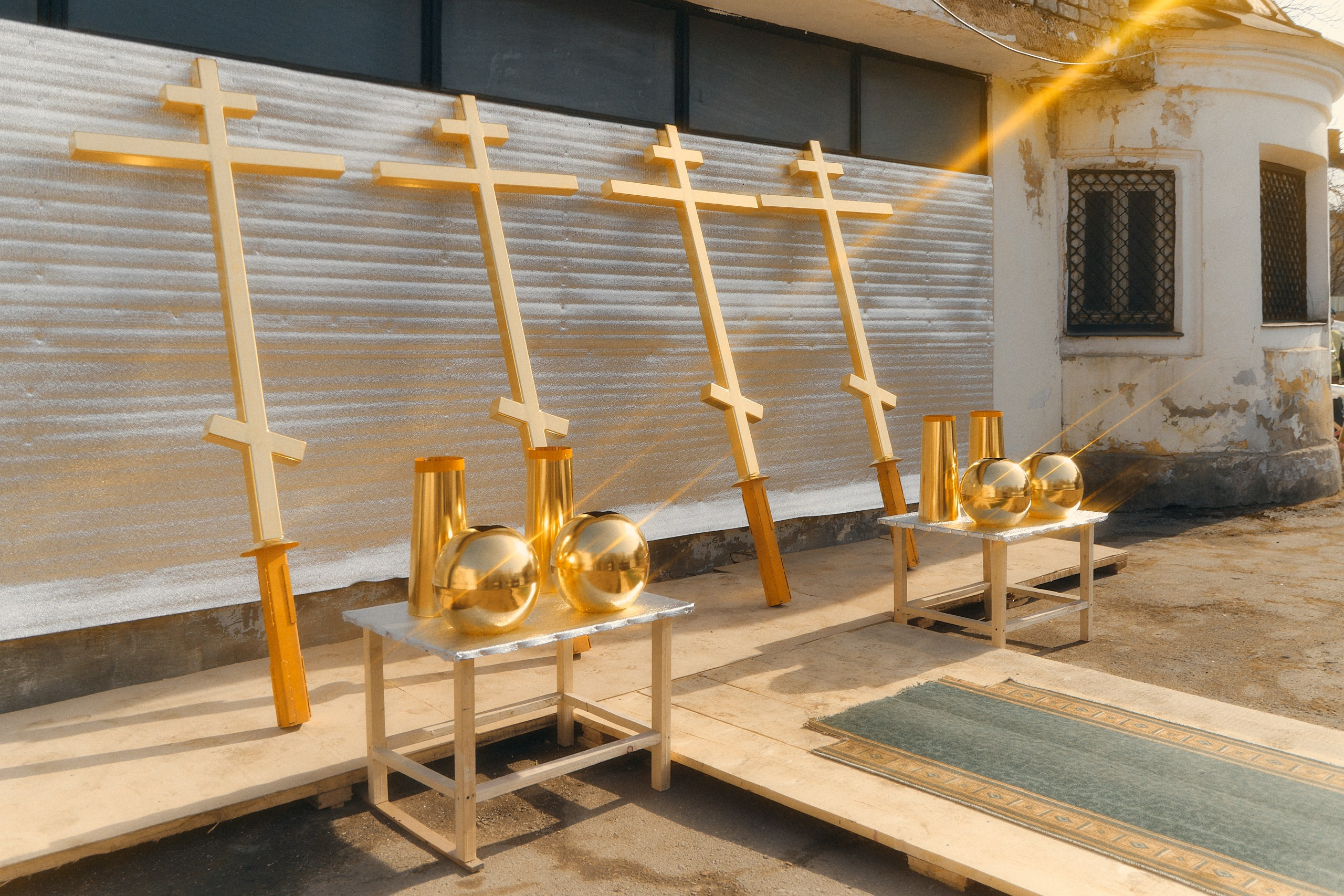 Освящены четыре накупольных креста для Георгиевской церкви в Торжке