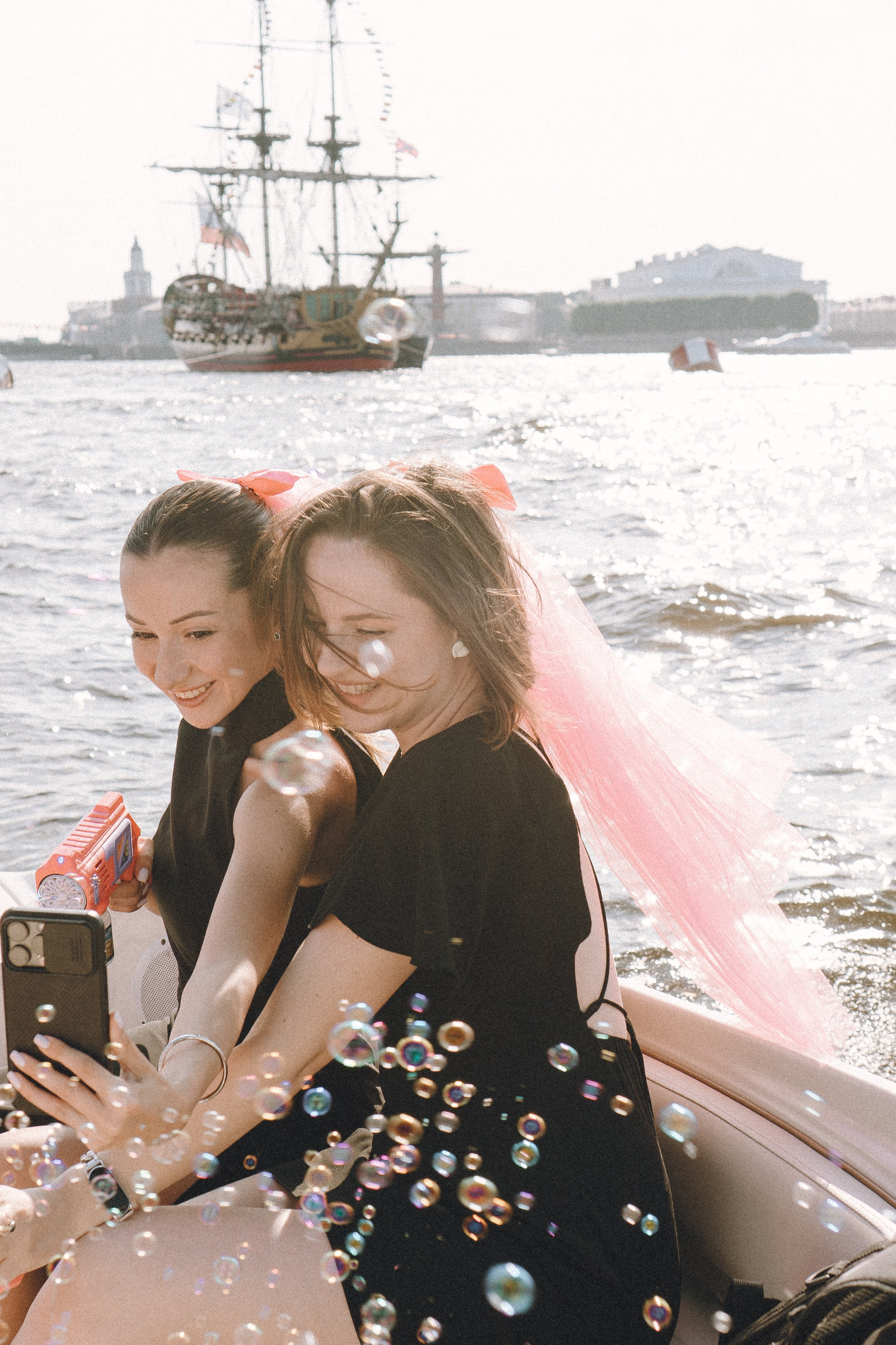 ДЕВИЧНИК НА КАТЕРЕ. Профессиональный фотограф, Санкт-Петербург — Виктория Богомолова