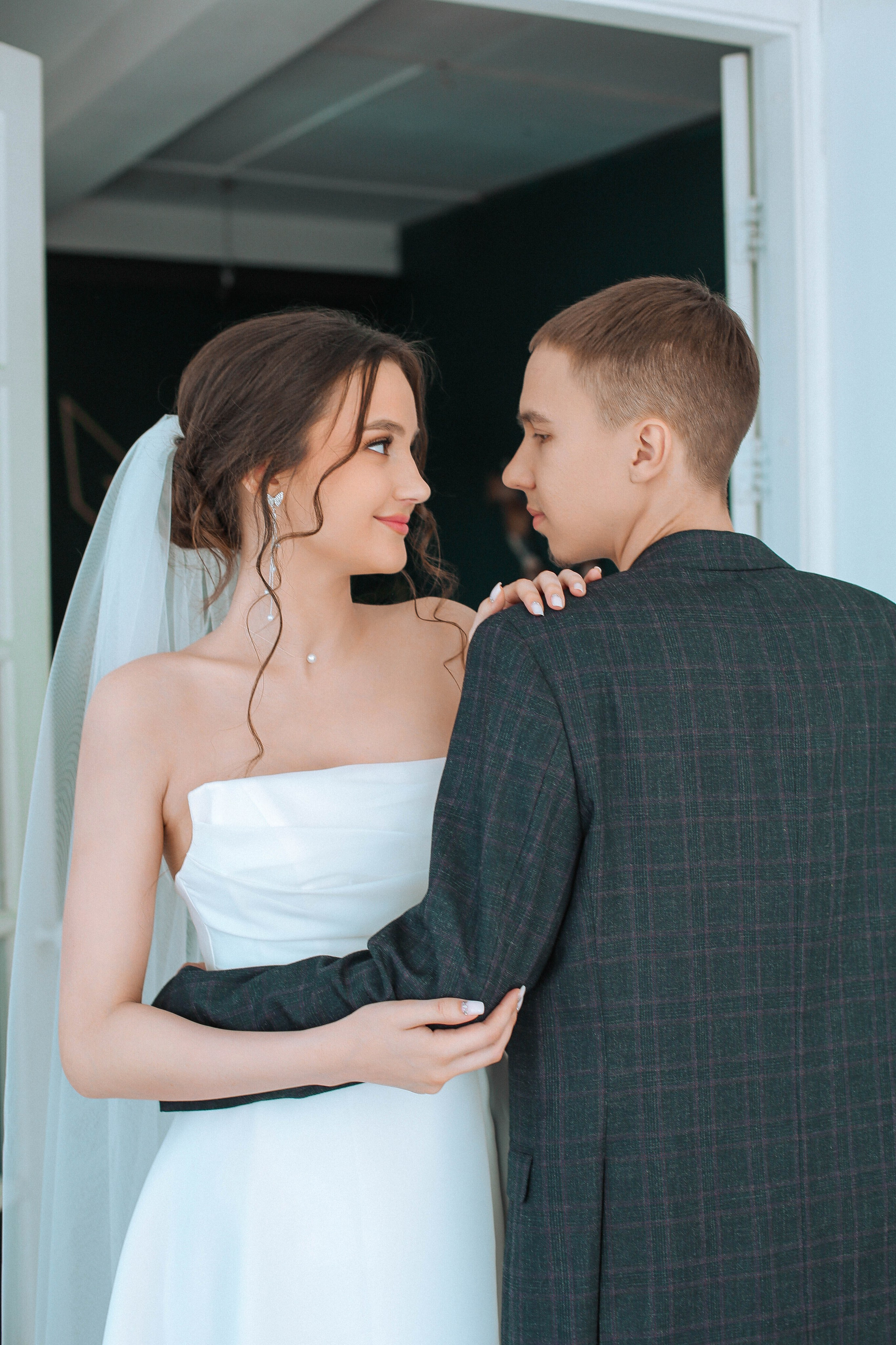 Ilya and Asya. Свадебный и Школьный фотограф Улан-Удэ Бурятия Джулия Топоева Выпускные альбомы Фотограф на мероприятие