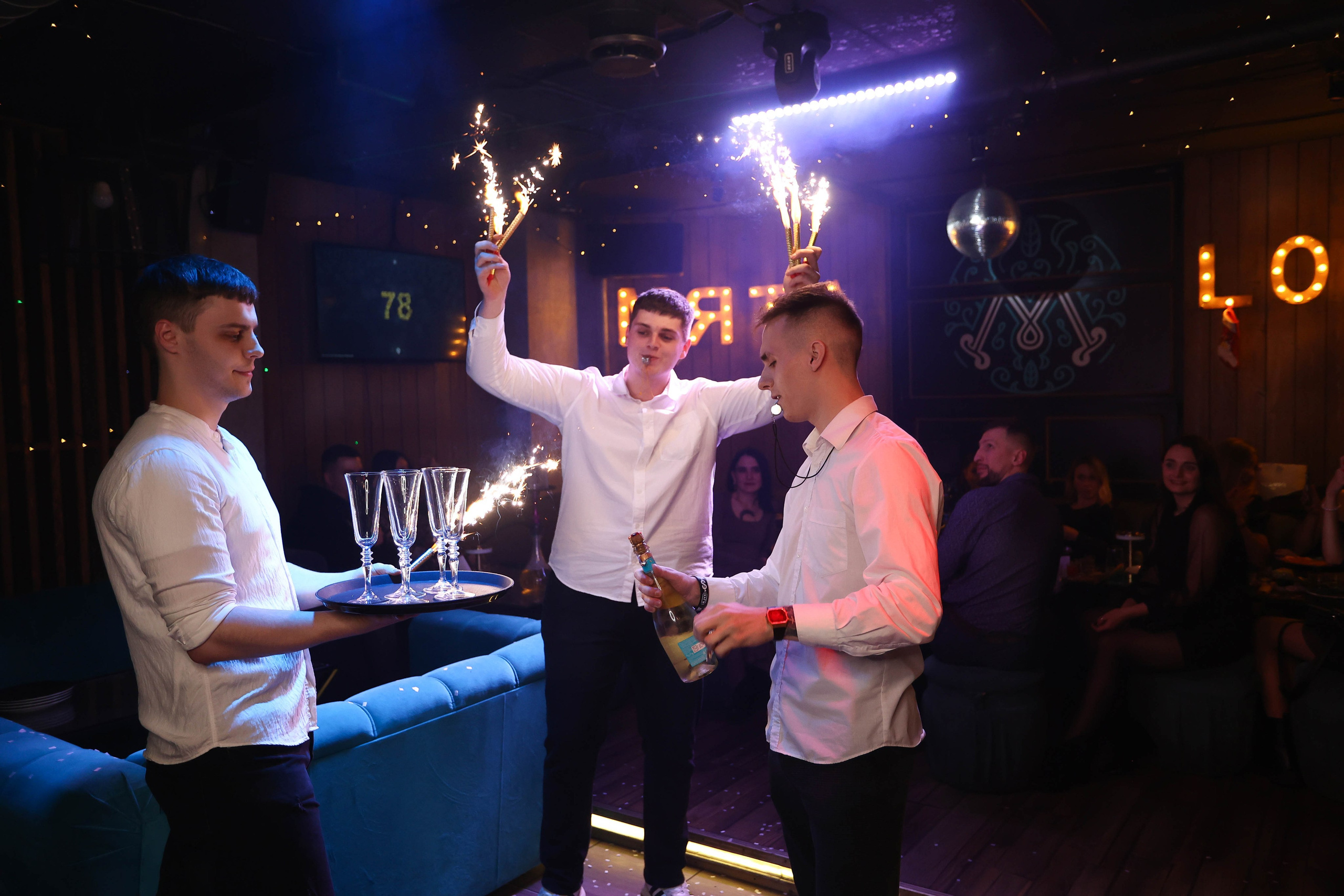 16/12/23 Новогоднее караоке в Мята Спортивная. Мята Спортивная — Кальянная, караоке, бар в Минске