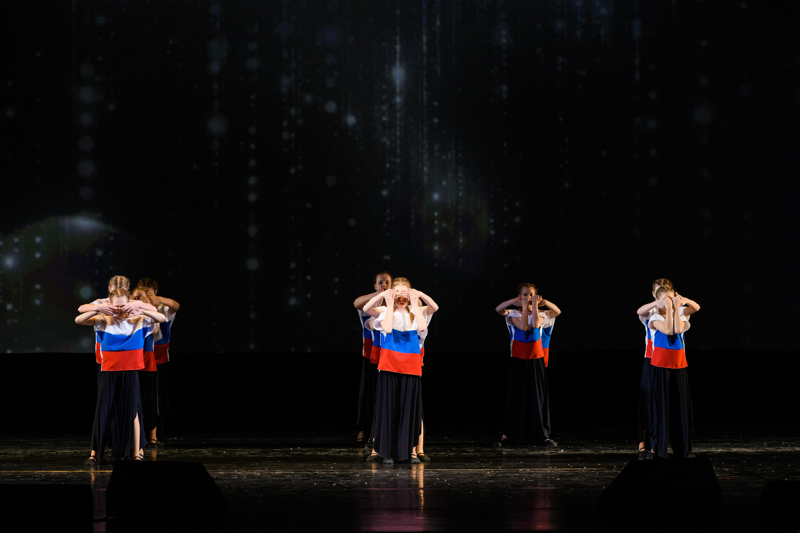 23 апреля, часть 2, БКЗ Октябрьский, г. Санкт-Петербург. Золотое яблочко