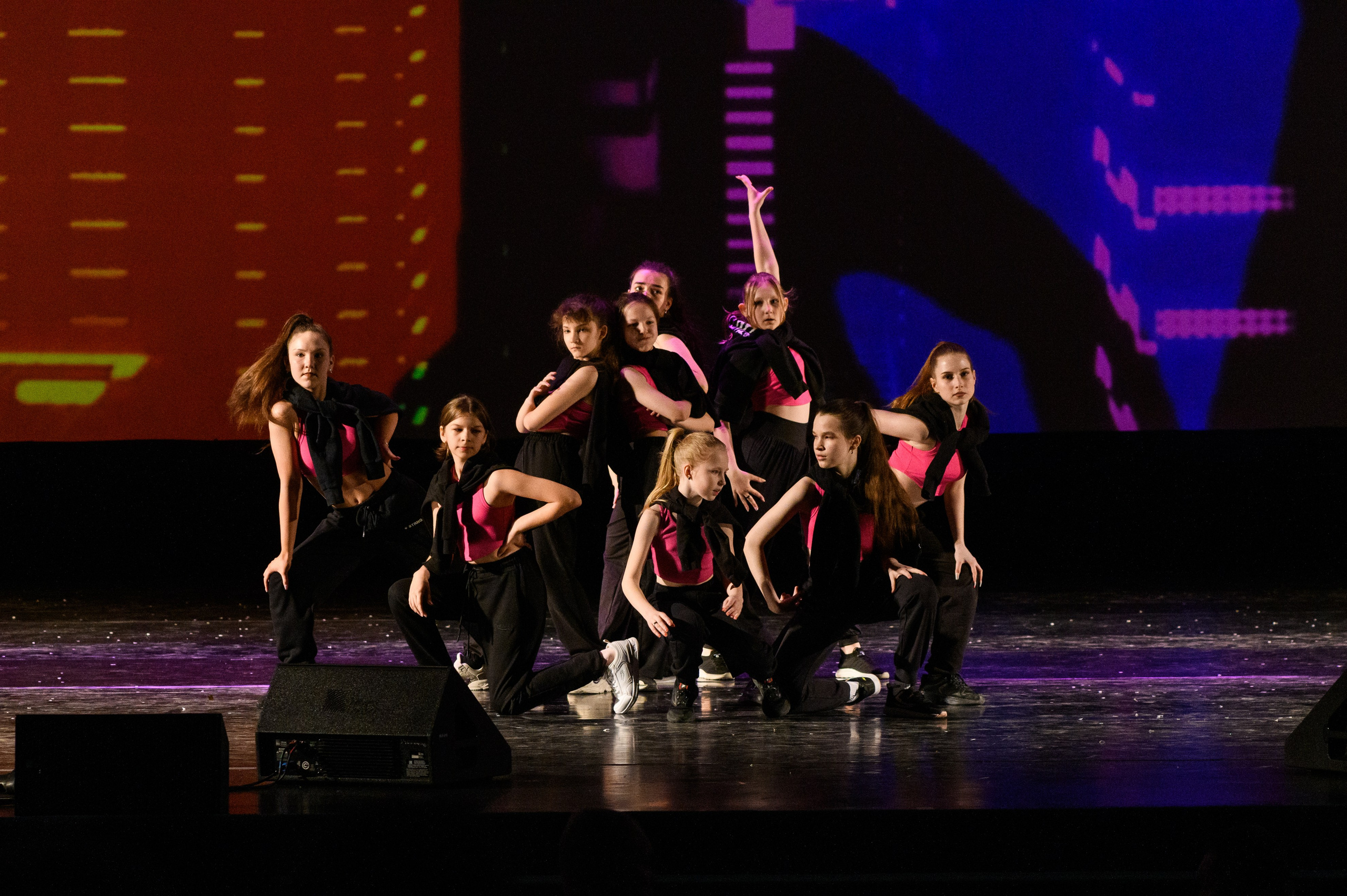 23 апреля, часть 2, БКЗ Октябрьский, г. Санкт-Петербург. Золотое яблочко