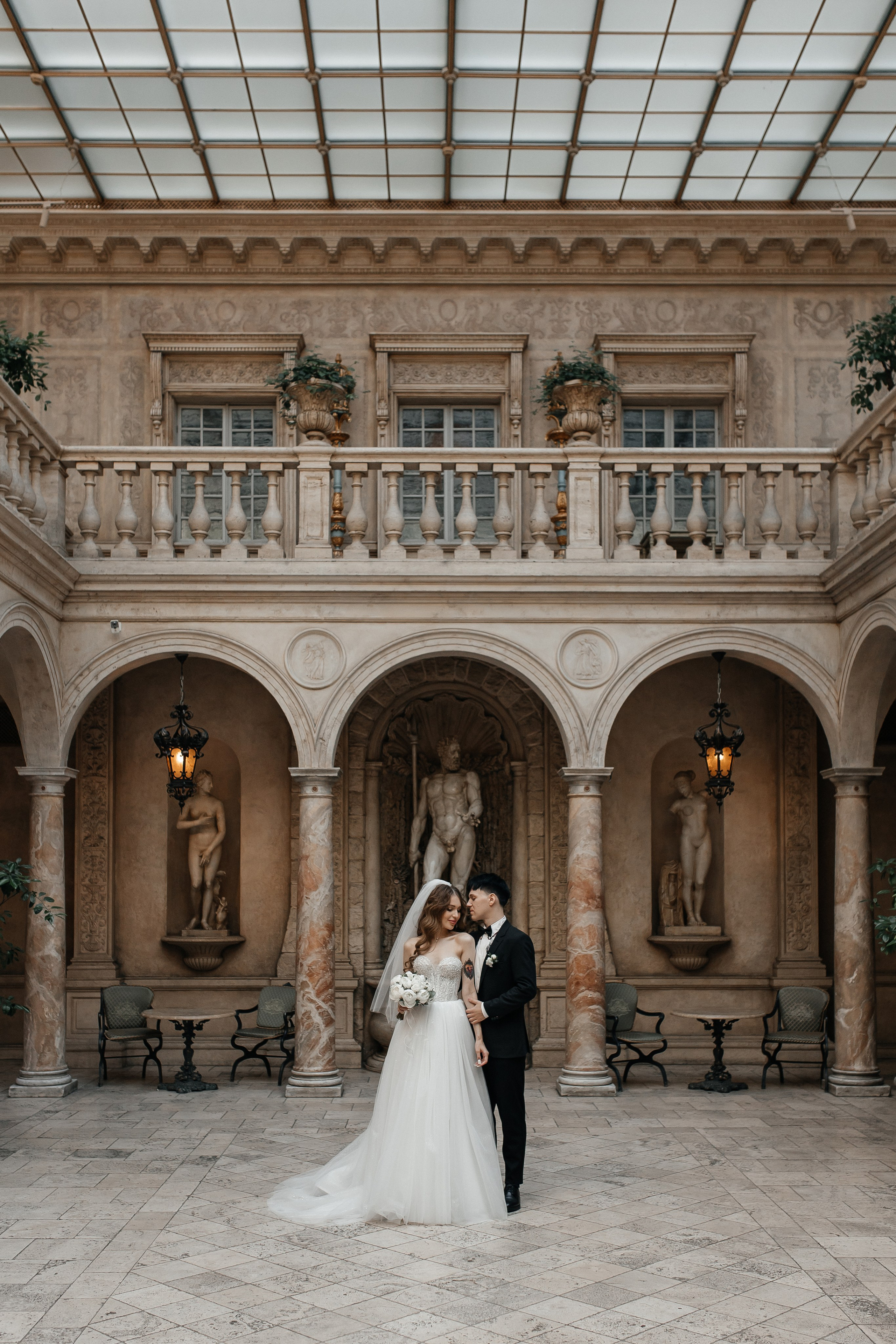 Свадебная фотосессия в ресторане Турандот