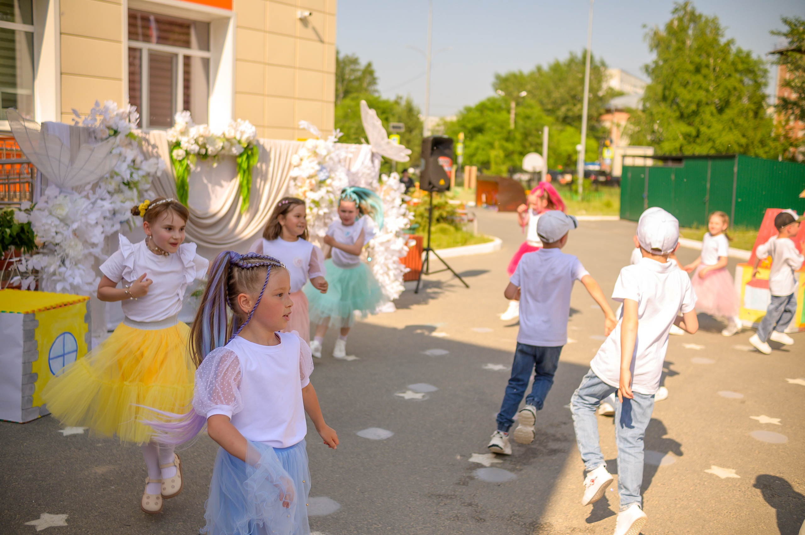 Репортаж выпускного группа «Фантазёры» 3 садик. Фотограф новорожденных, семейный детский в Тюмени Татьяна Морозова