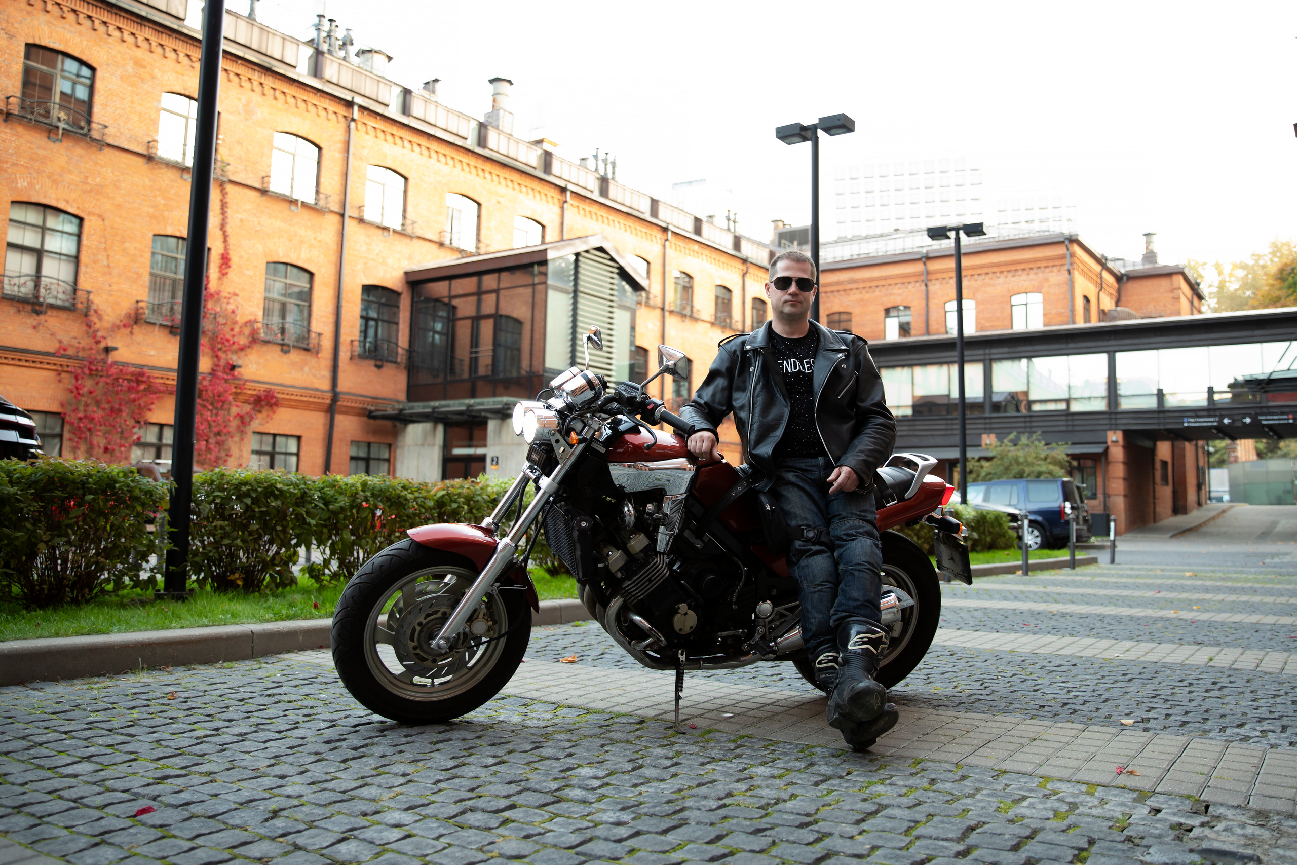 Фотосъемка автомобилей и мотоциклов. Свадебный, детский, семейный, фотограф в Москве Ольга Космос