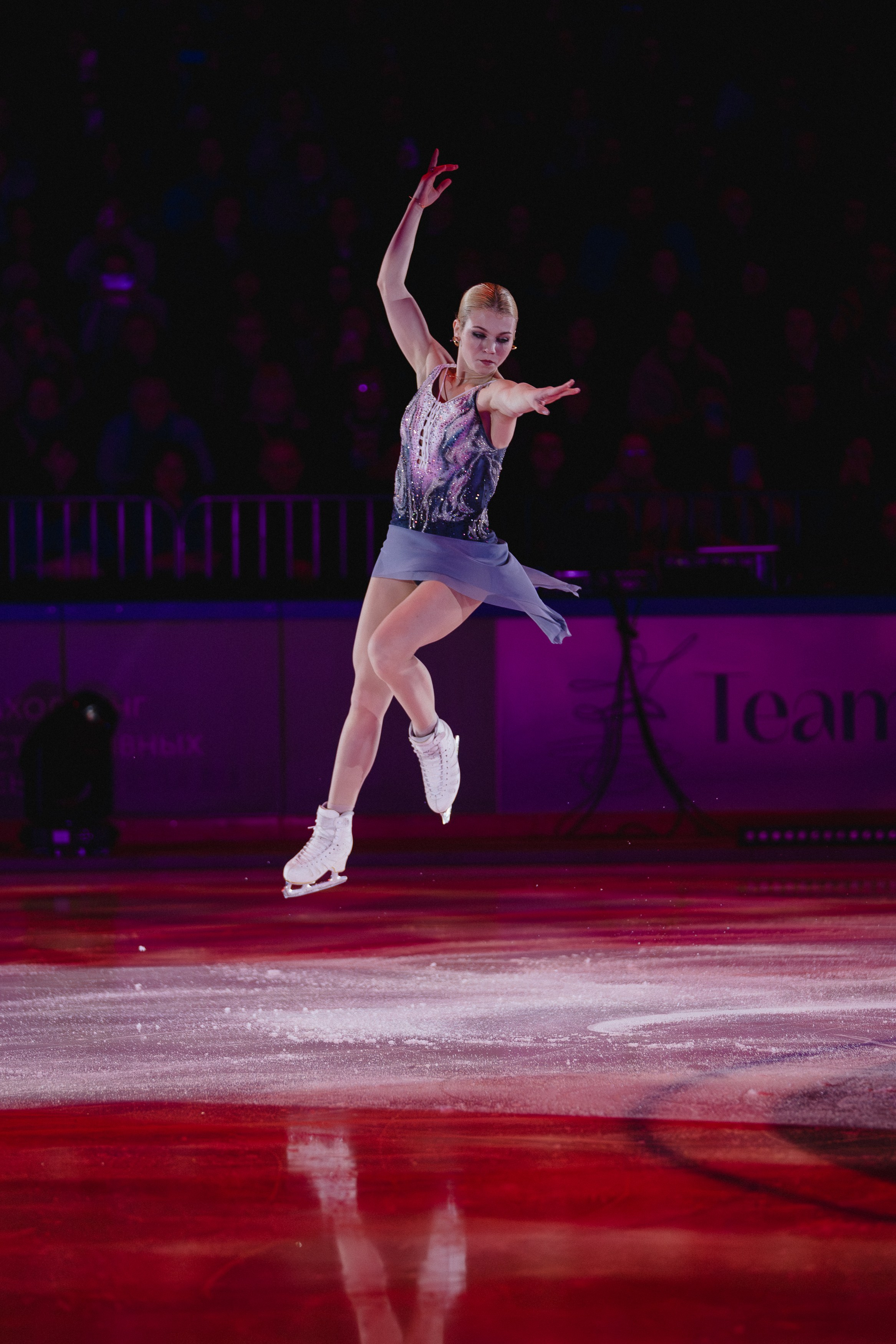 Шоу Этери Тутберидзе в Новосибирске. Воробьева Ксения — Спортивный и танцевальный фотограф Новосибирск