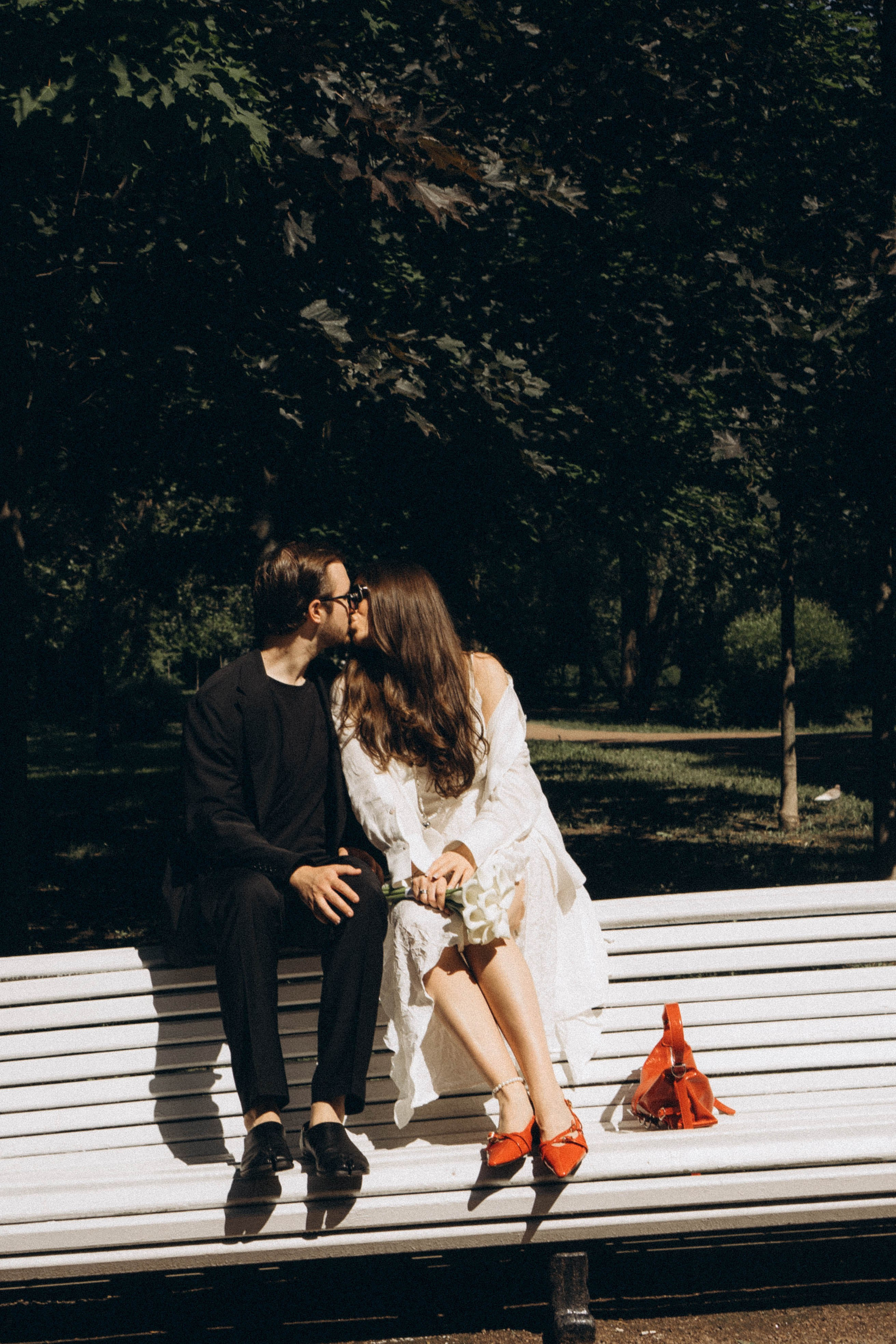СВАДЕБНАЯ СЬЕМКА В ПАРКЕ ПОБЕДЫ И ПРОГУЛКА ПО МОСКОВСКОМУ ПРОСПЕКТУ. Профессиональный фотограф, Санкт-Петербург — Виктория Богомолова