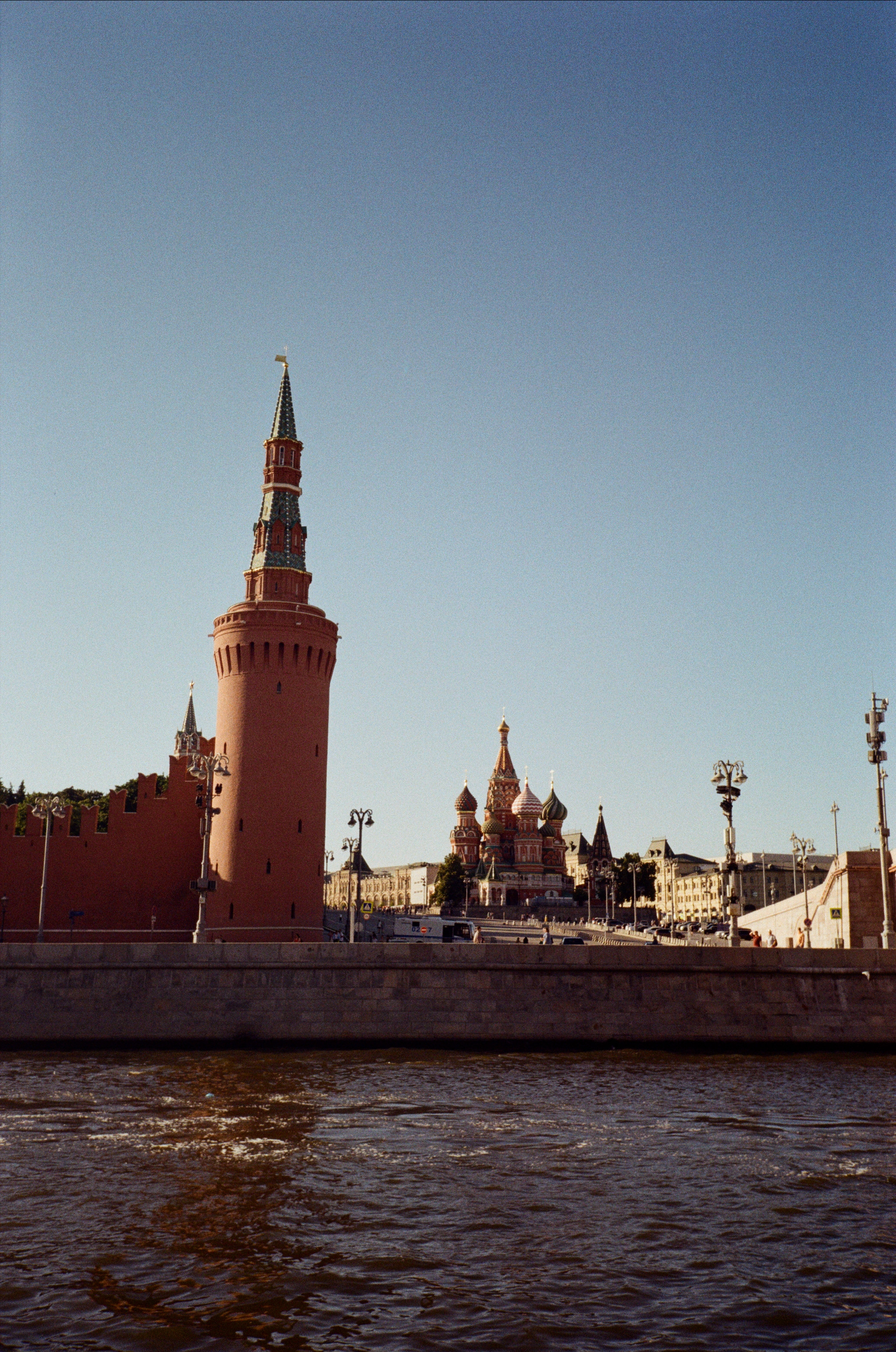 Прогулка по Москва-реке. Июль. Фотограф-документалист Мария Осокина