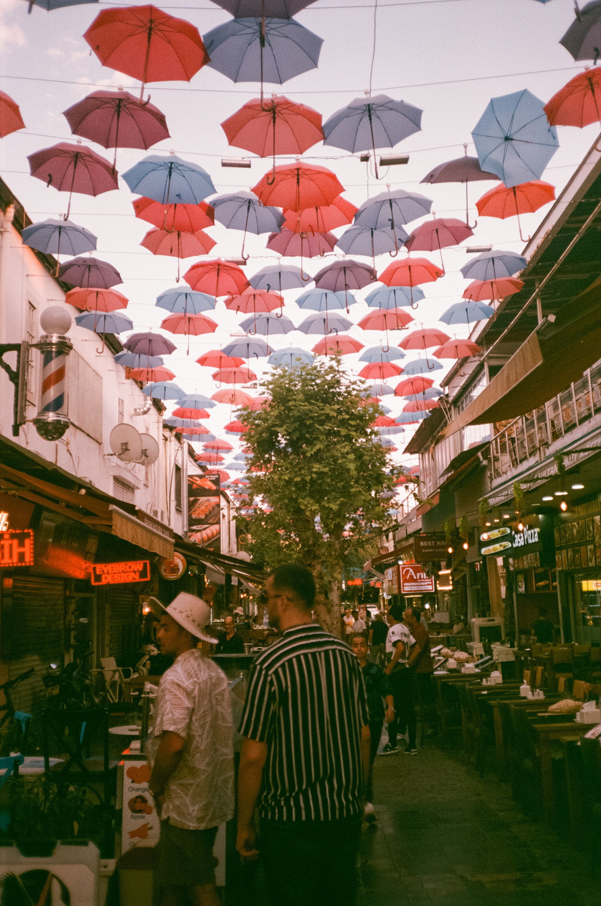 Вид на старый город и порт со смотровой площадки. Просрочка. Фотограф-документалист Мария Осокина