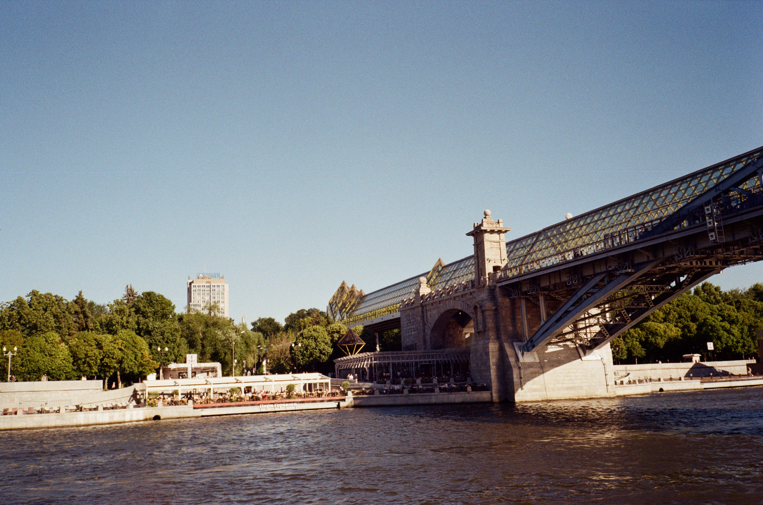 Прогулка по Москва-реке. Июль. Фотограф-документалист Мария Осокина