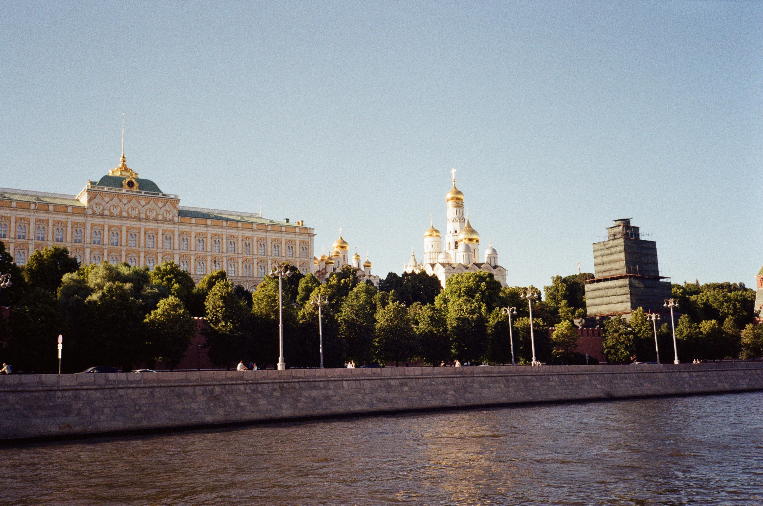 Прогулка по Москва-реке. Июль. Фотограф-документалист Мария Осокина