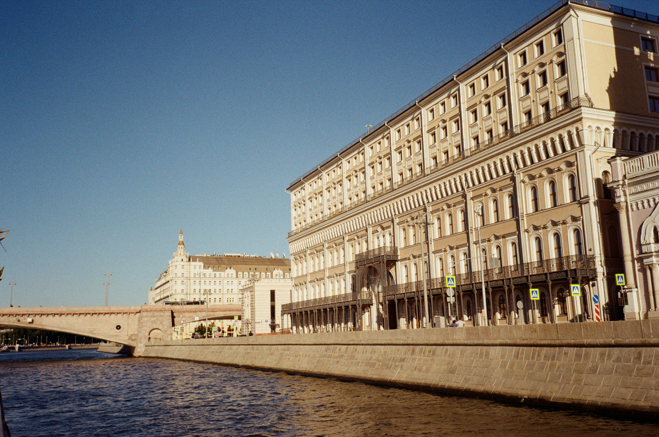 Прогулка по Москва-реке. Июль. Фотограф-документалист Мария Осокина