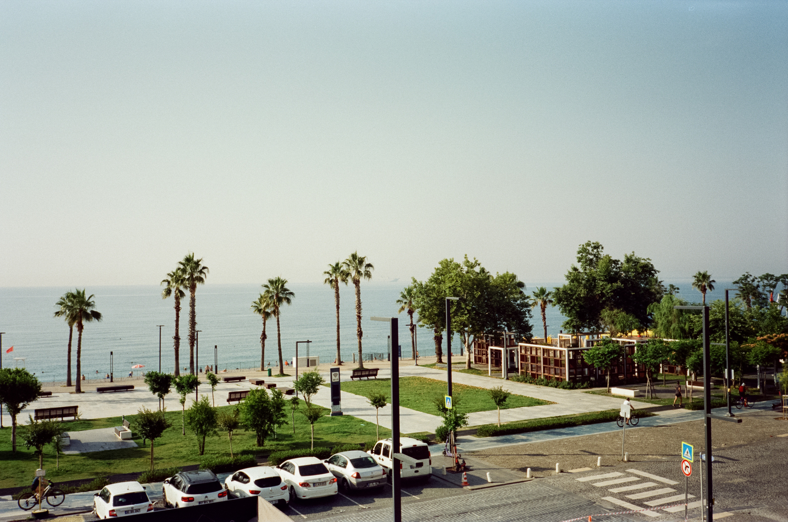 Улочки старого города, котики и кафе GeLatte. Фотограф-документалист Мария Осокина