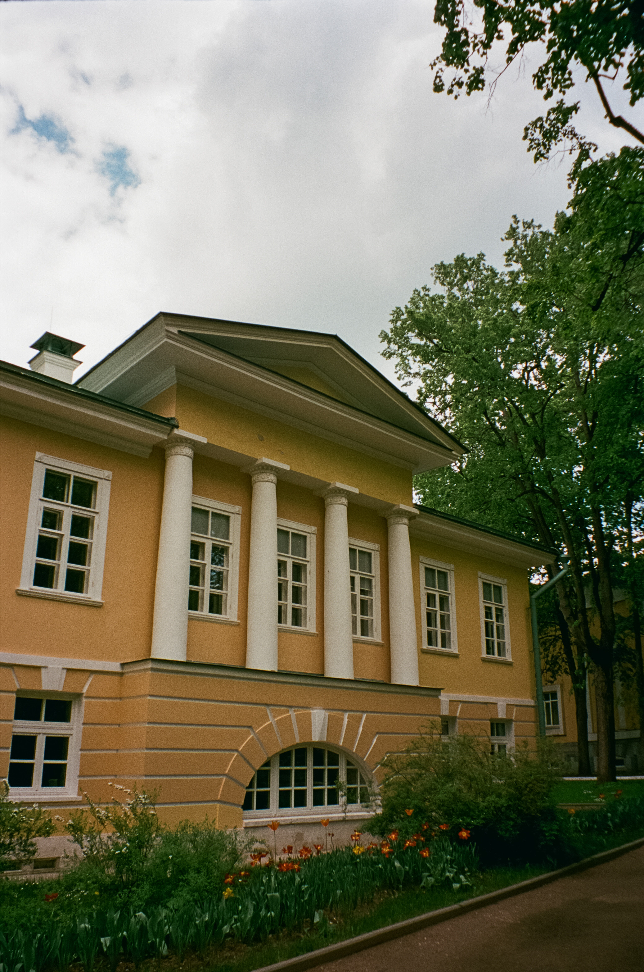 Архангельское. Июнь. Фотограф-документалист Мария Осокина