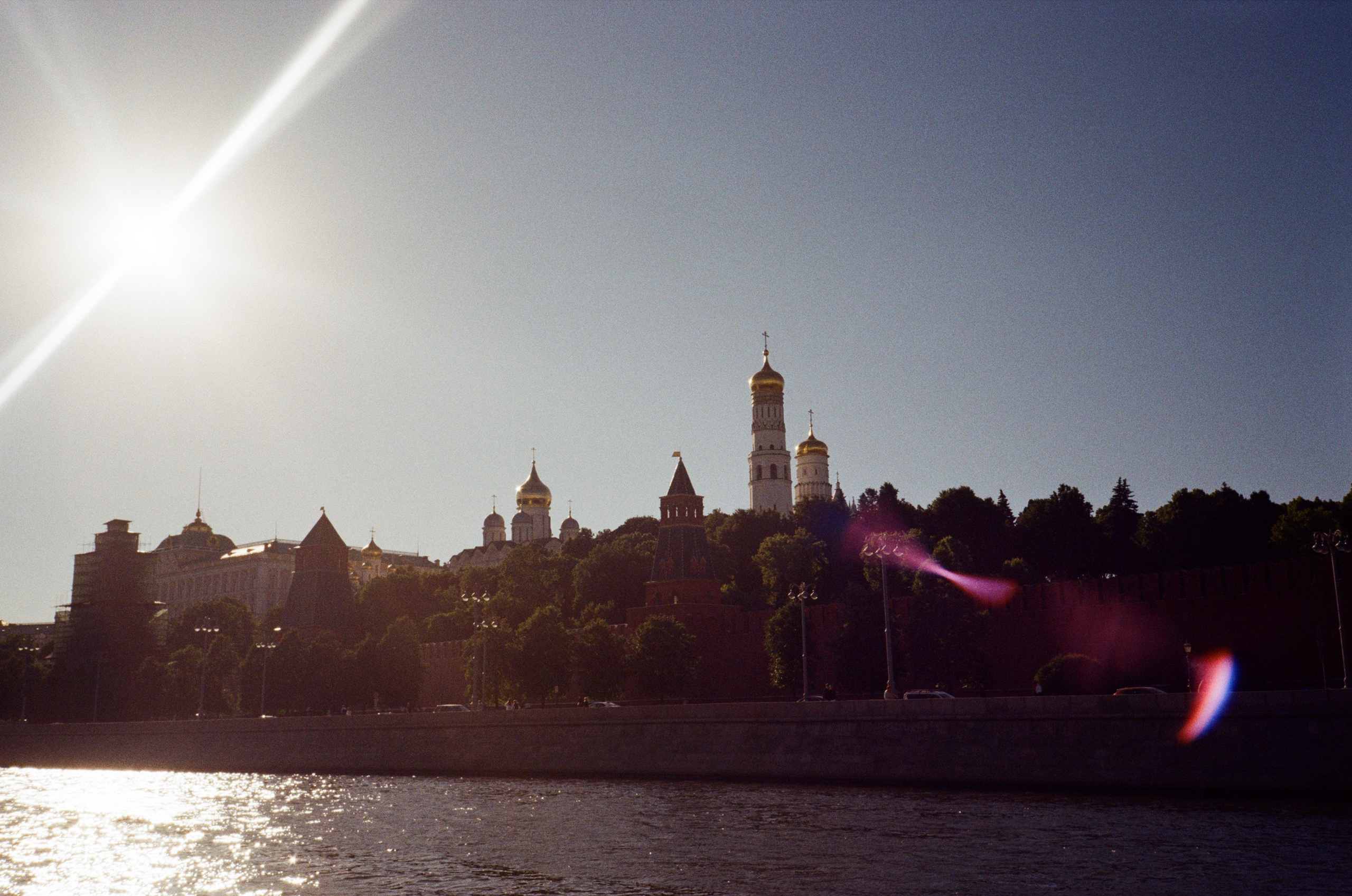 Прогулка по Москва-реке. Июль. Фотограф-документалист Мария Осокина